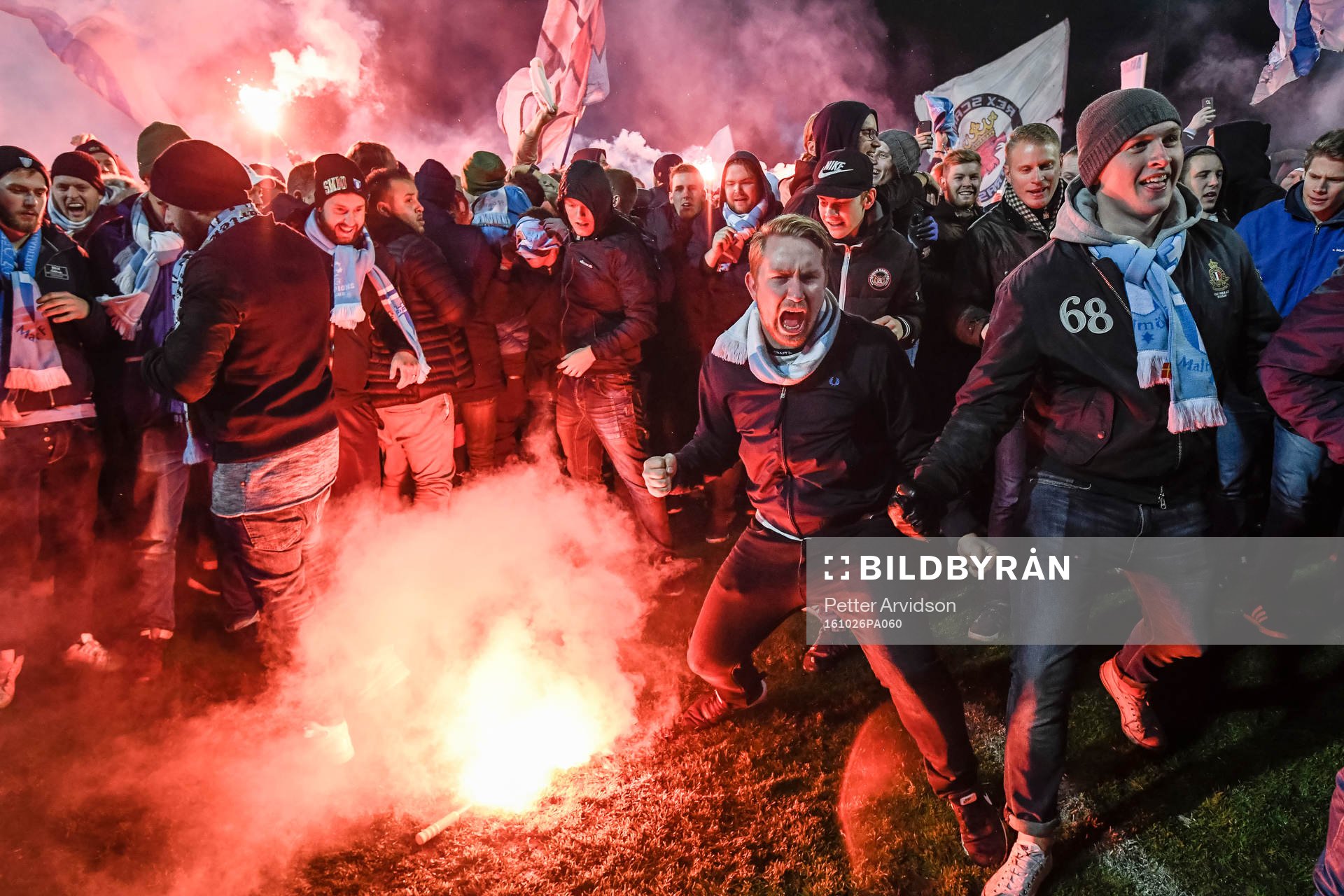 Malmö FFs supportrar jublar