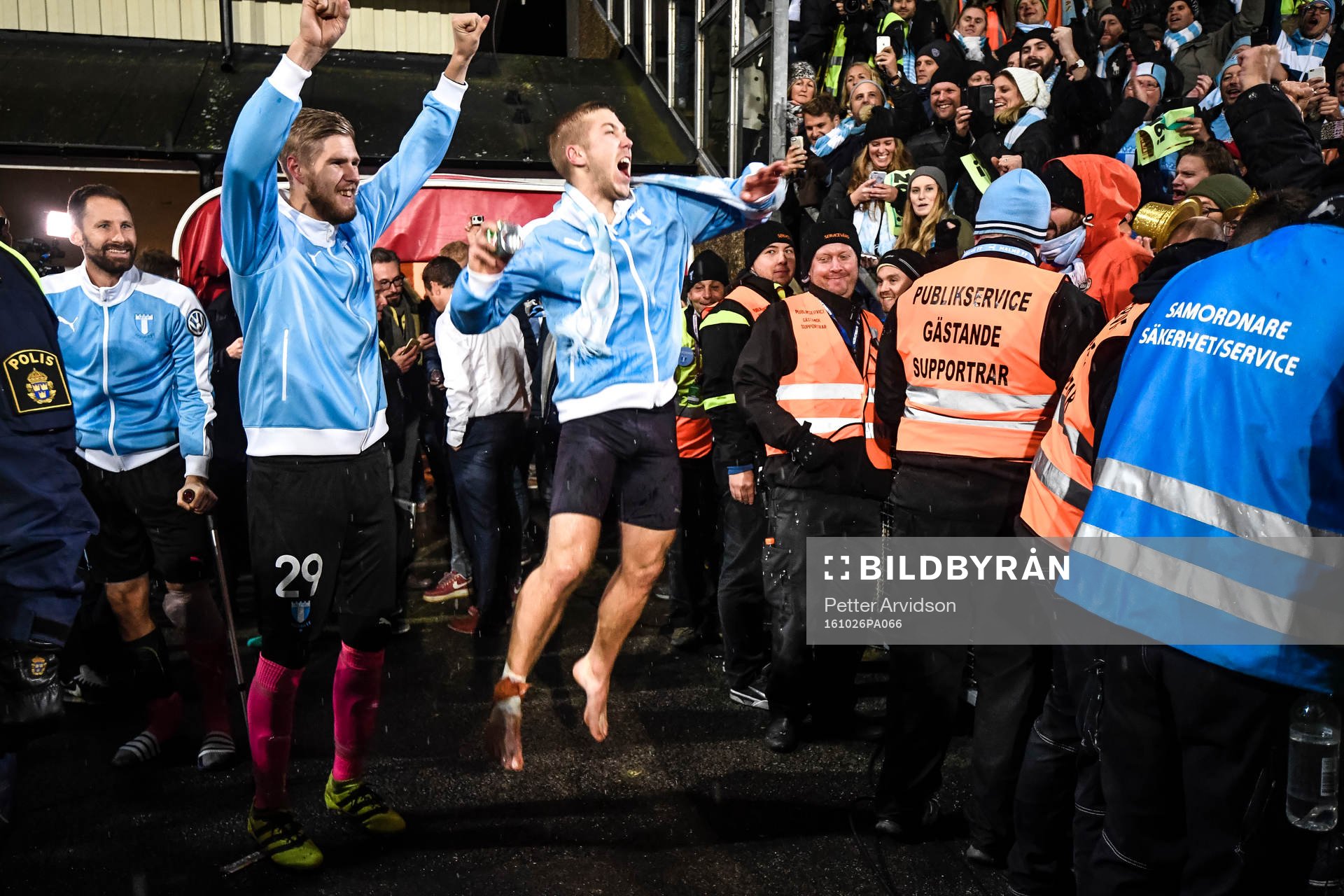 Malmö FFs Anton Tinnerholm  jublar