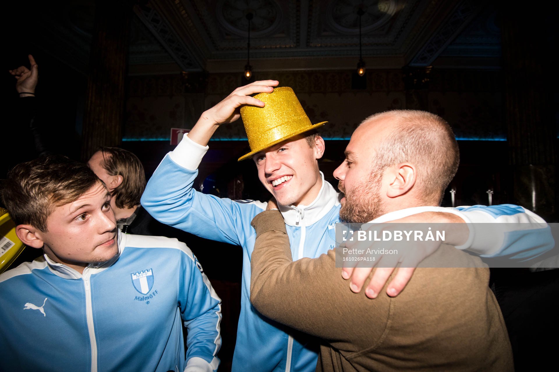 Malmö FFs Erik Andersson och Mattias Svanberg firar med