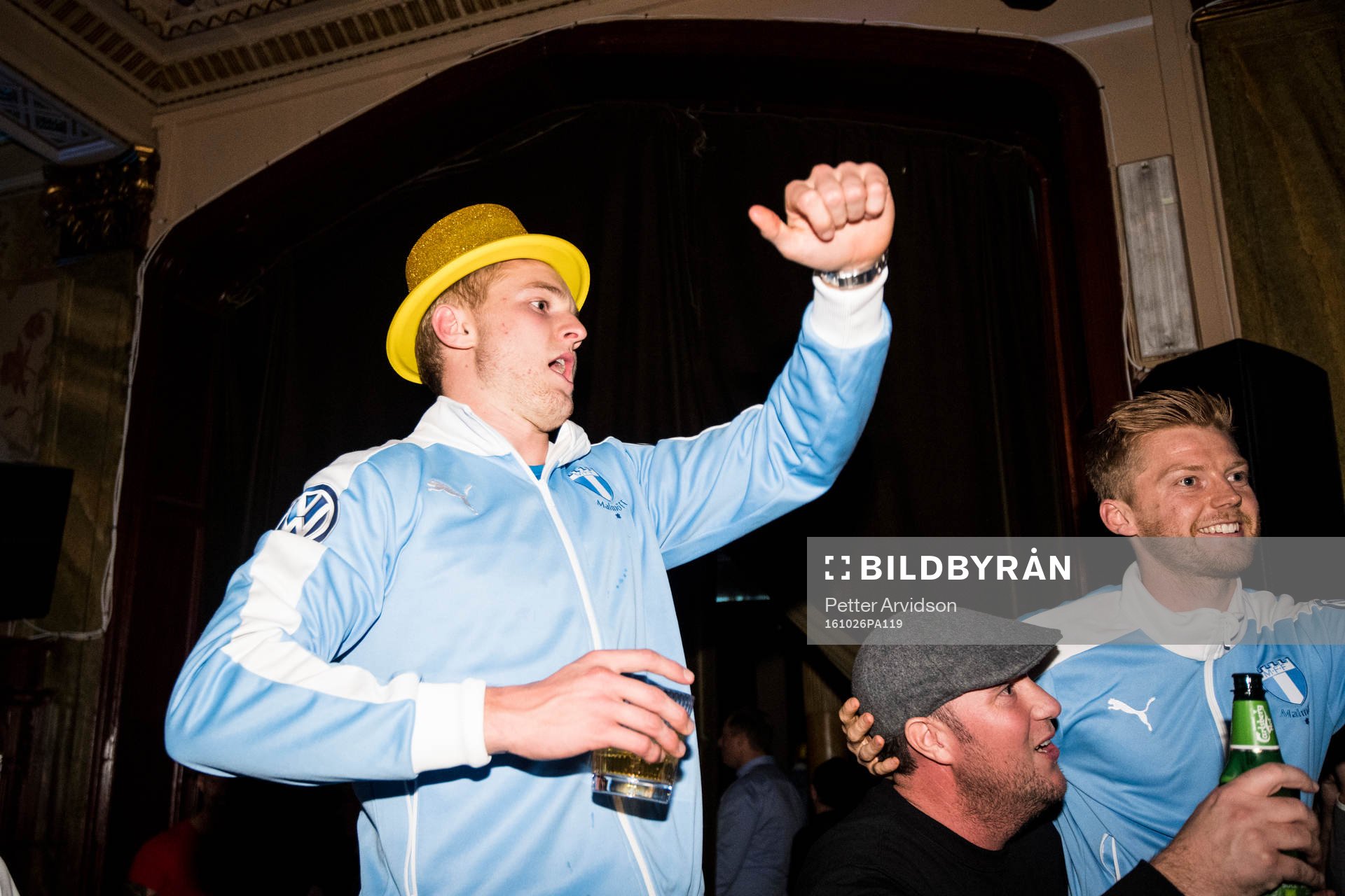 Malmö FFs Franz Brorsson och Anders Christiansen firar med