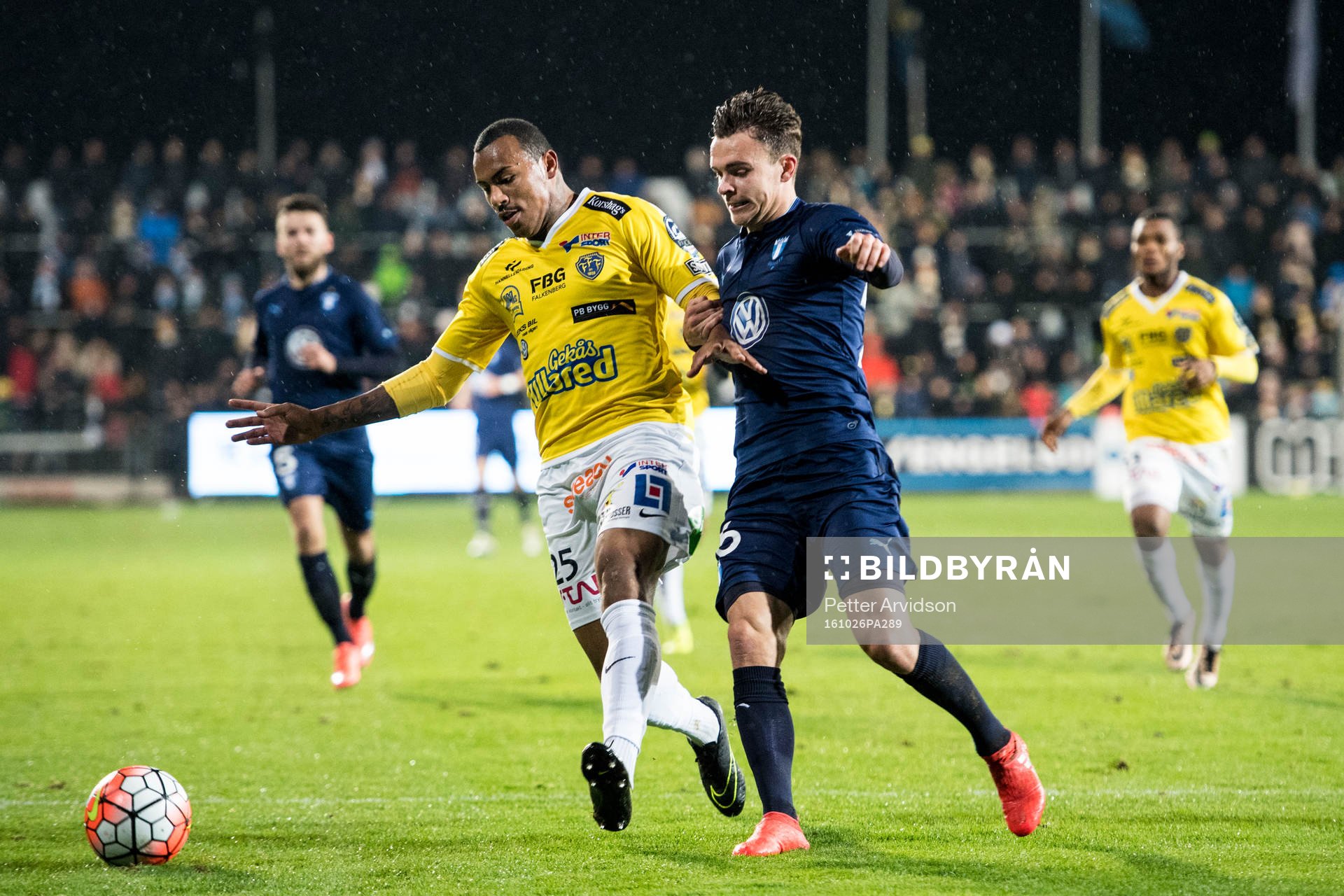 Falkenbergs Felipe Carvalho och Malmö FFs Andreas Vindheim