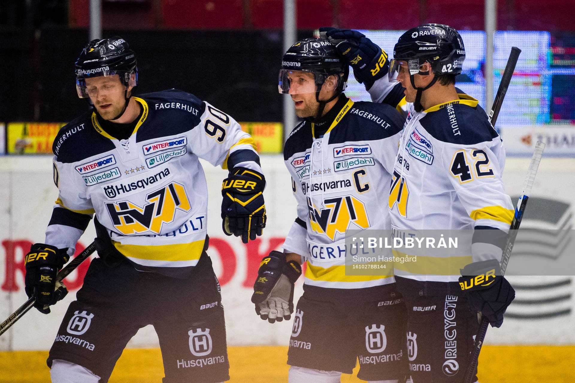 s Ted Brithén , Martin Thörnberg och Dylan Reese jublar