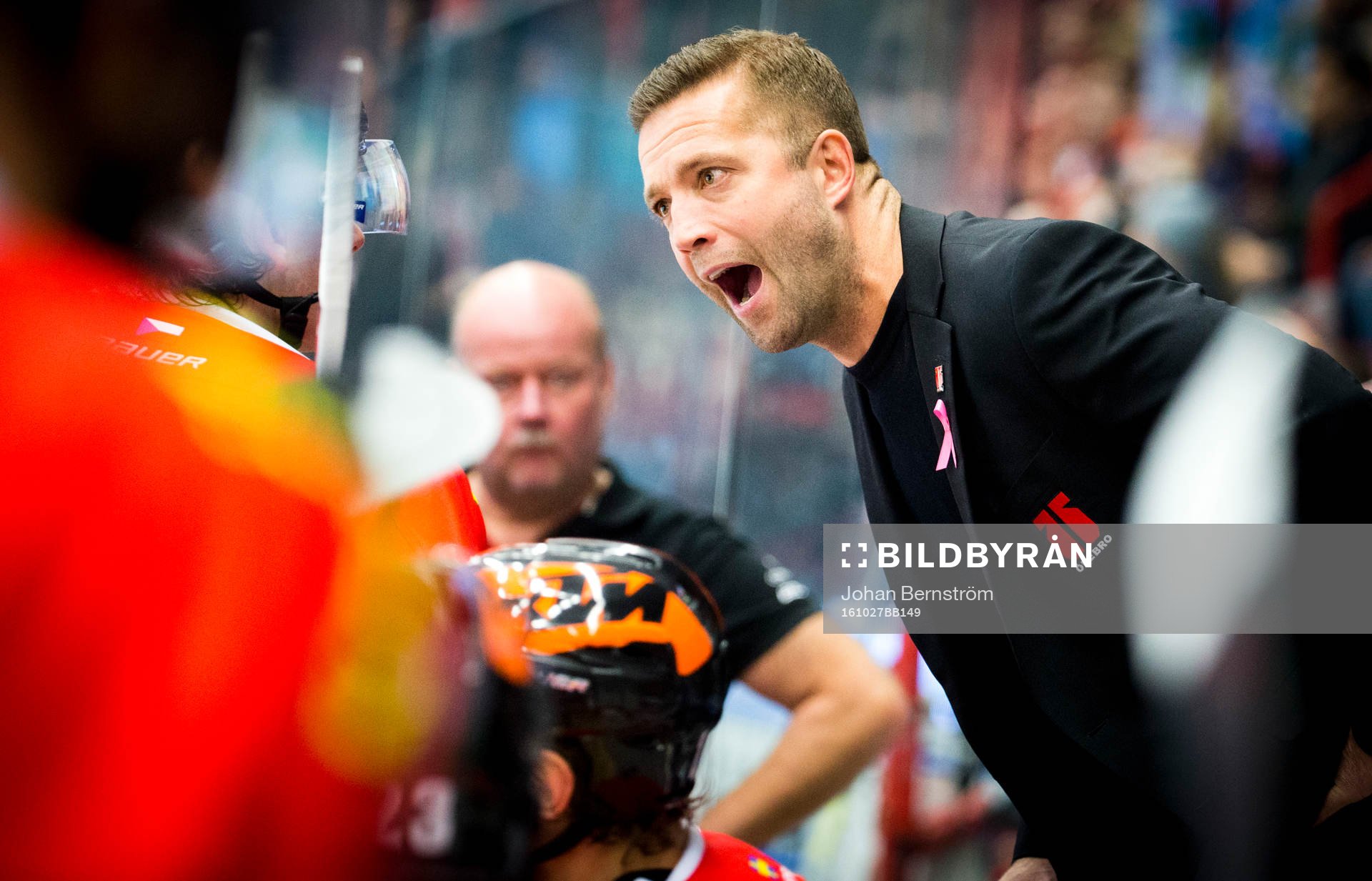 Örebros tränare Johan Tornberg är arg