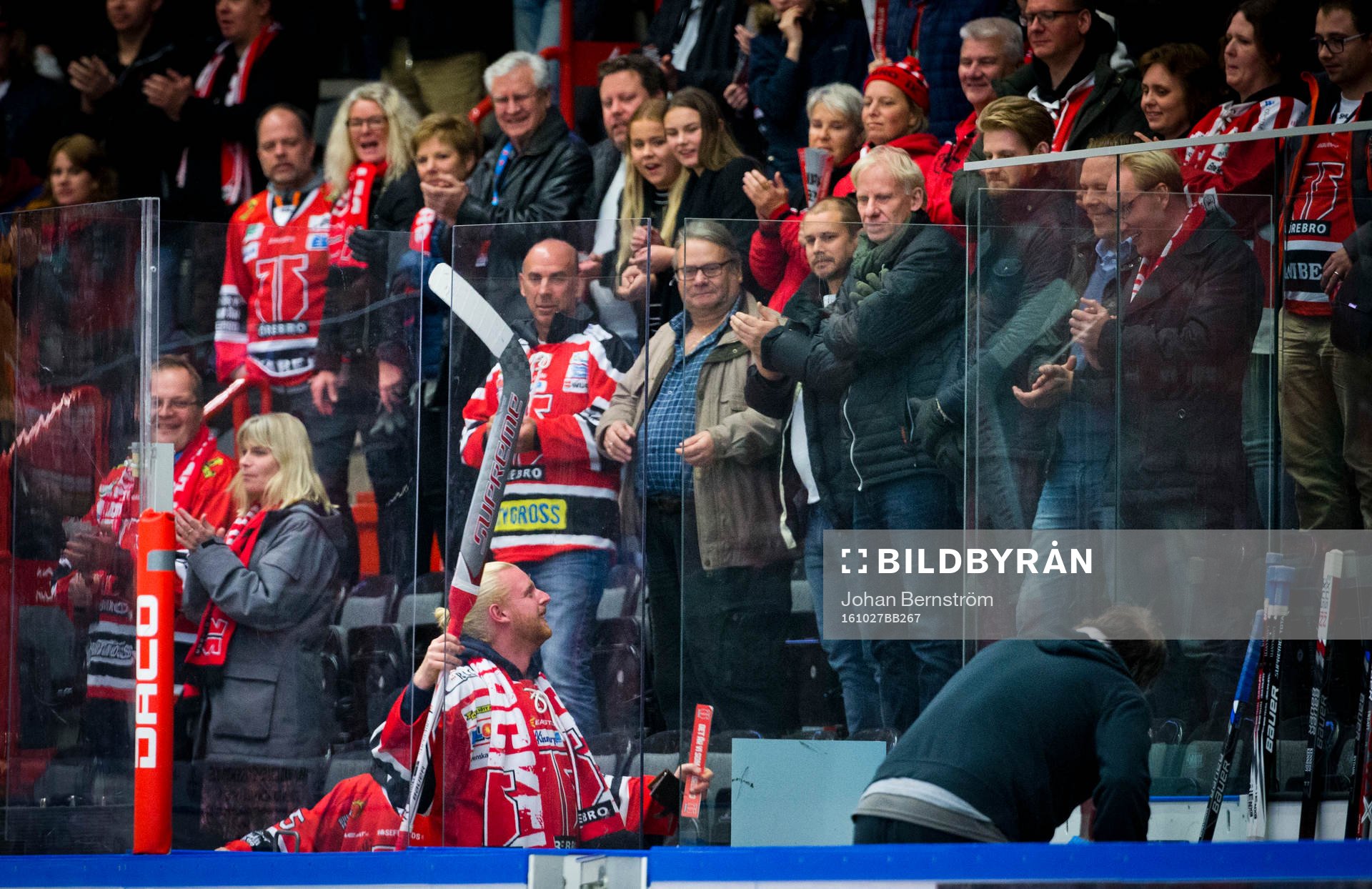 En Örebrosupporter har fått Örebros målvakt Julius