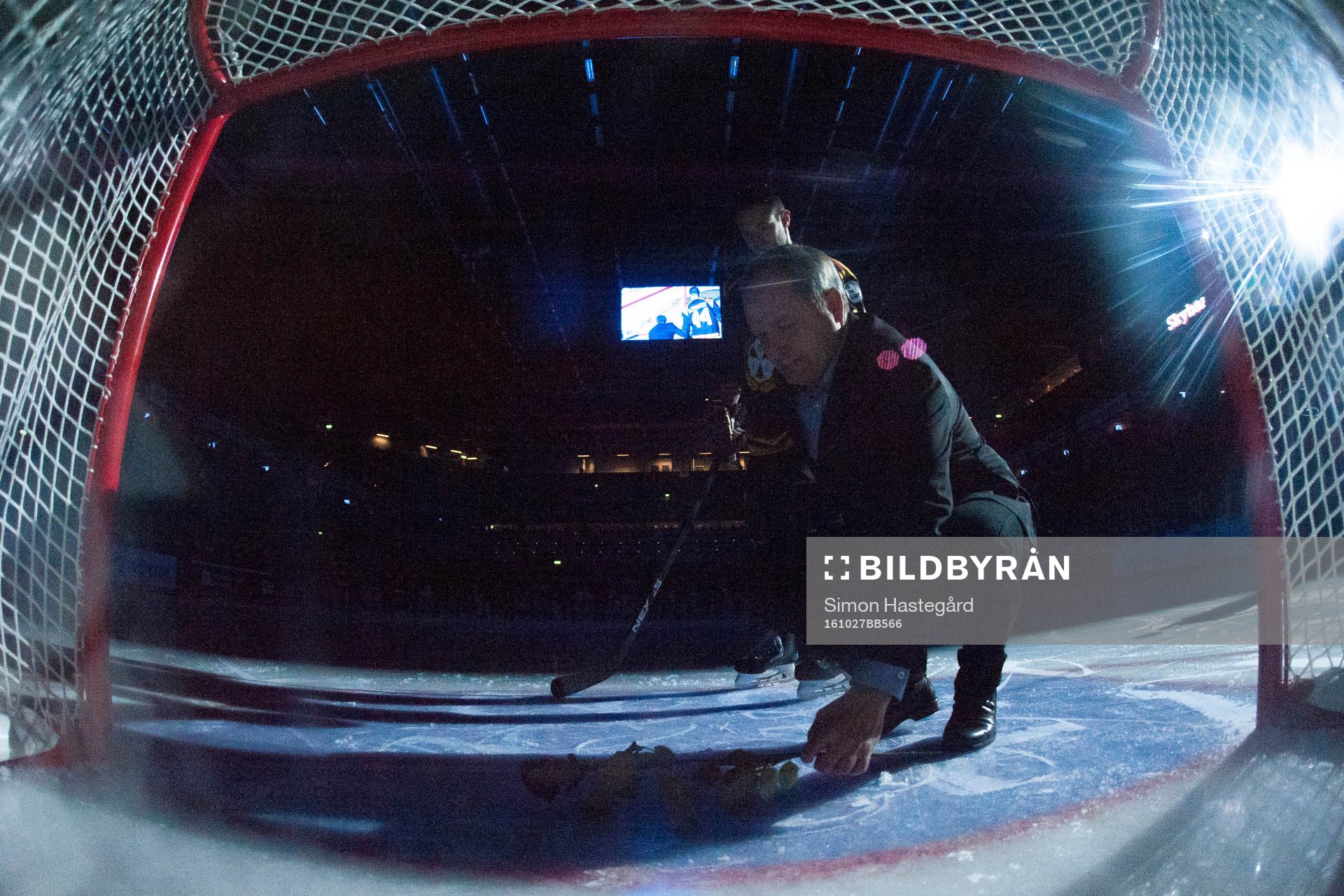 Brynäs tidigare spelare Michael Sundlöv lägger en ros