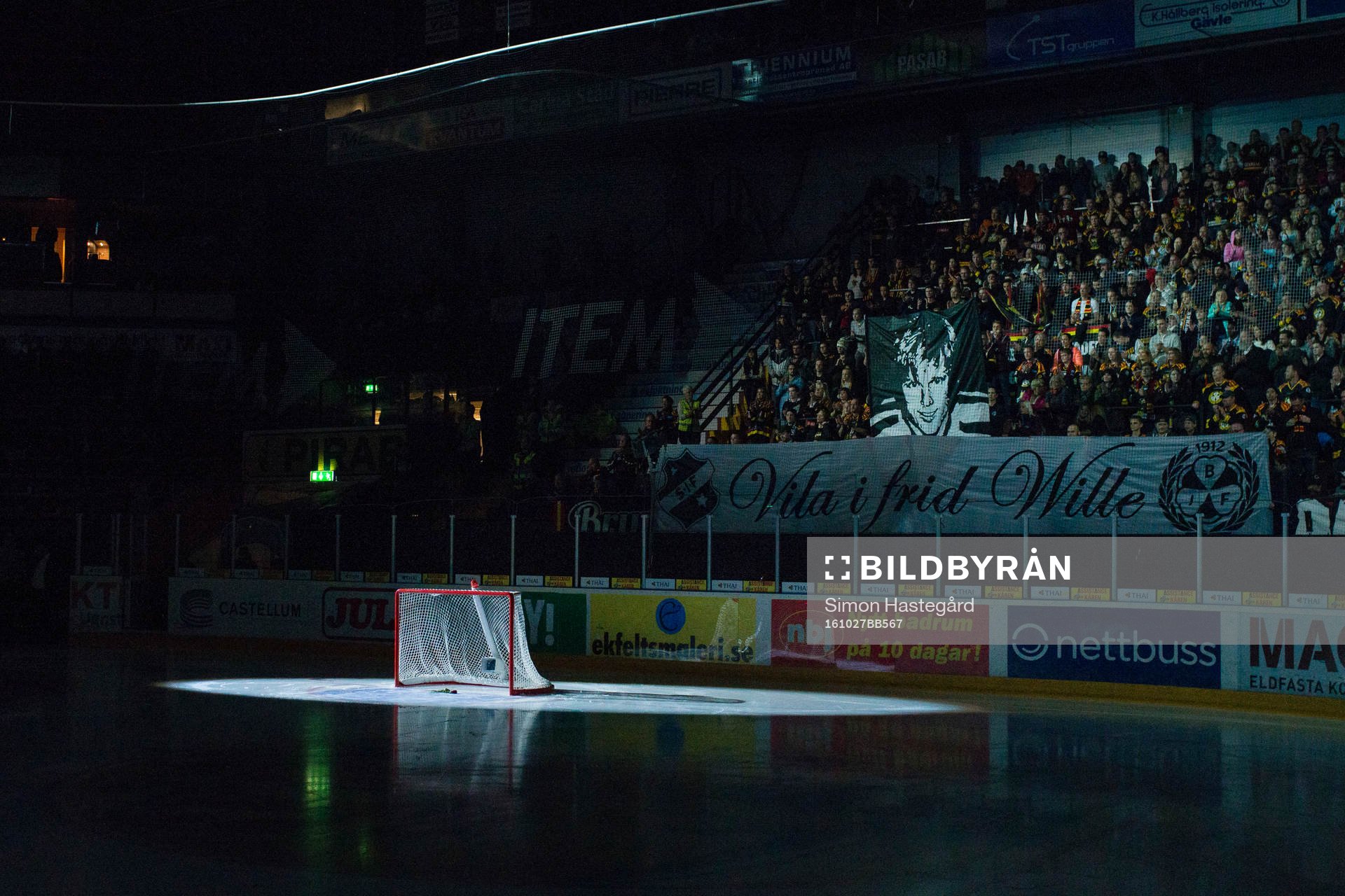 Brynäs supportrar med tifo