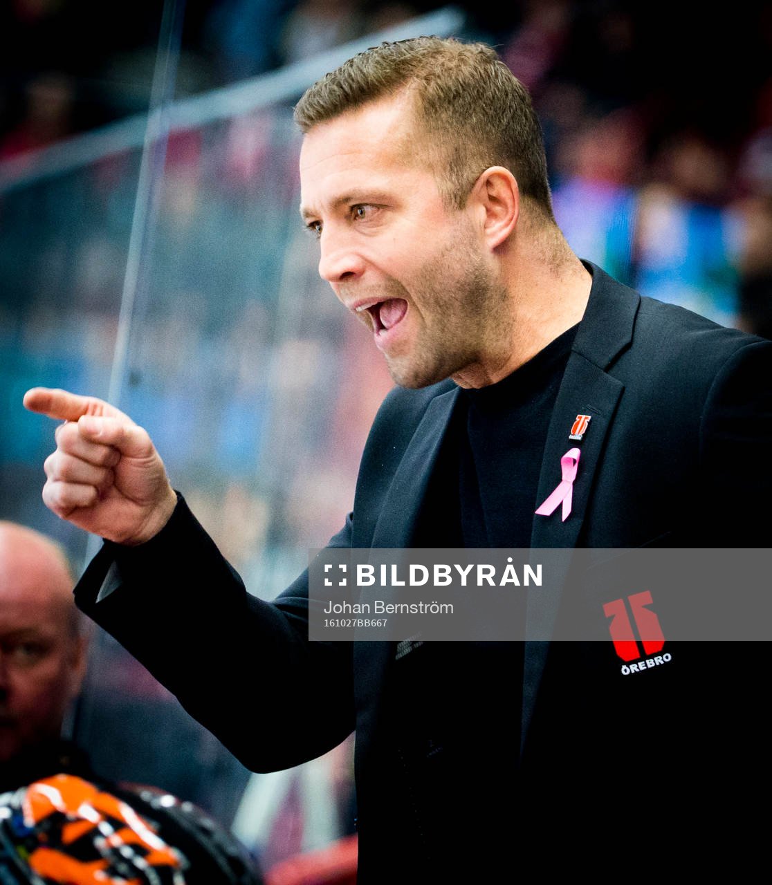 Örebros tränare Johan Tornberg är arg