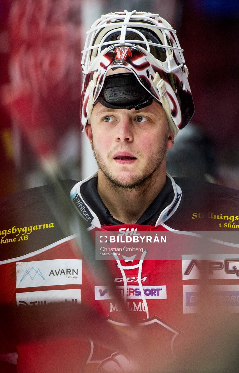 Malmö Redhawks målvakt Oscar Alsenfelt deppar