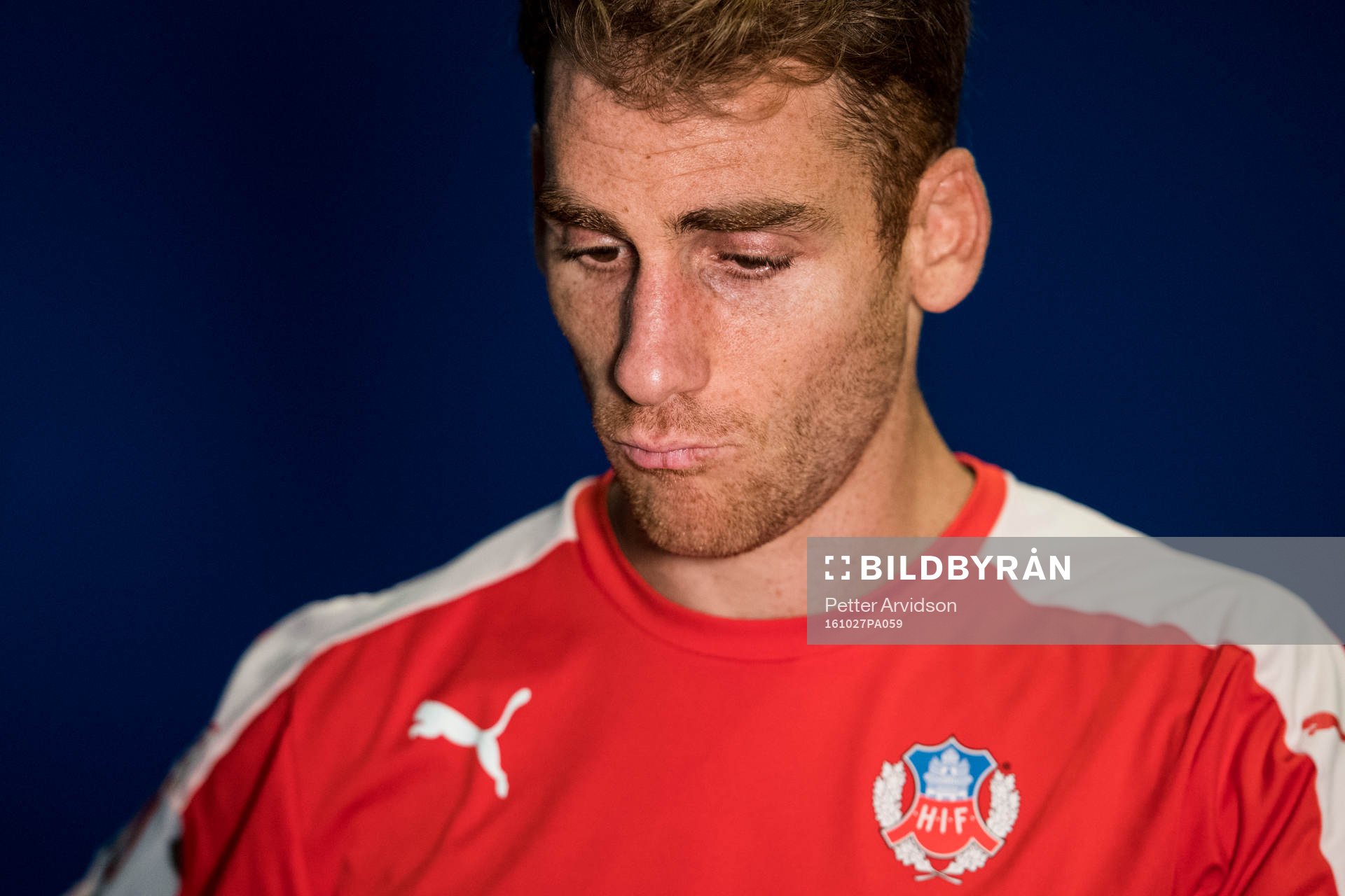 Helsingborgs målvakt Tomer Chencinski deppar