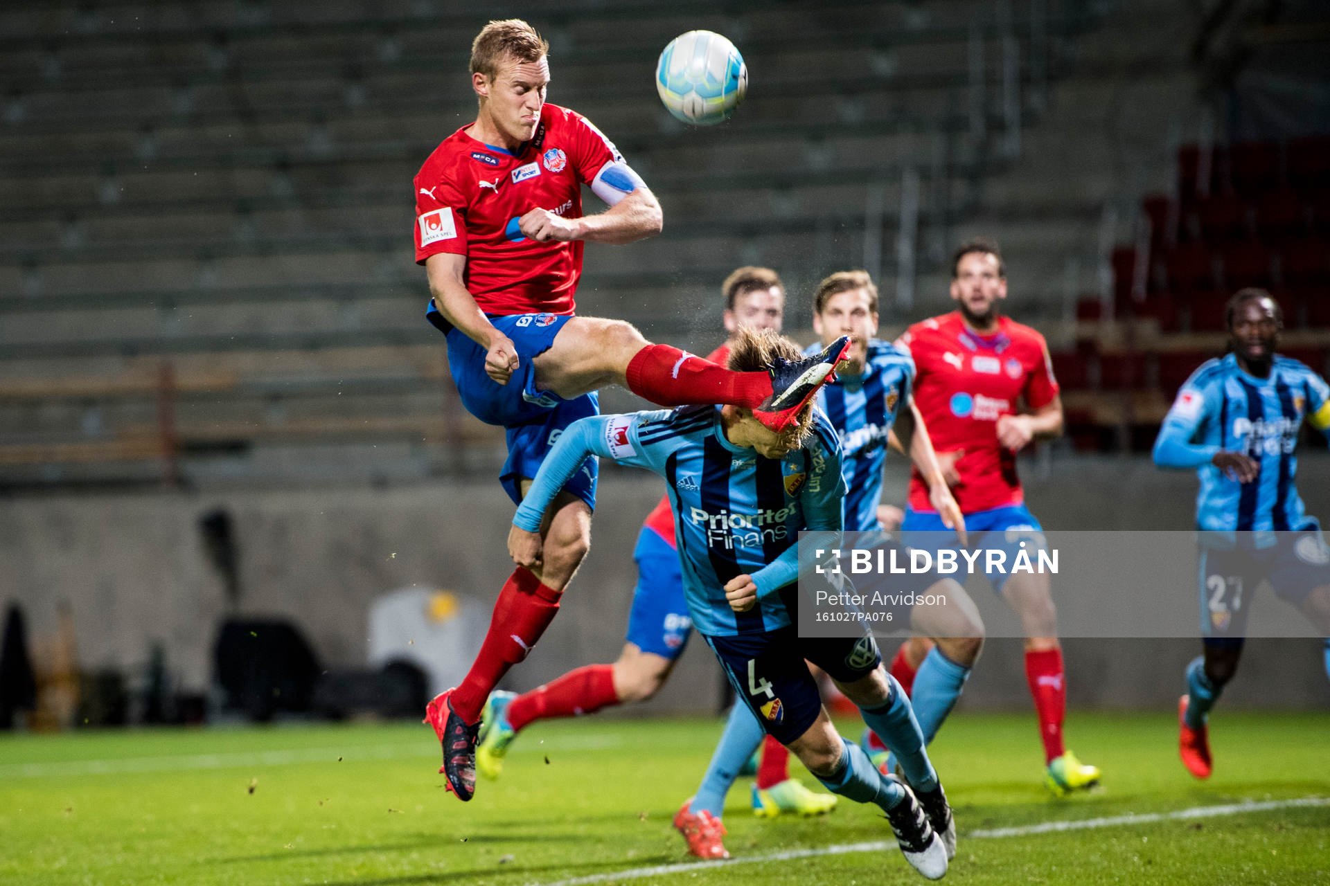 Helsingborgs Peter Larsson och Djurgårdens Jacob Une