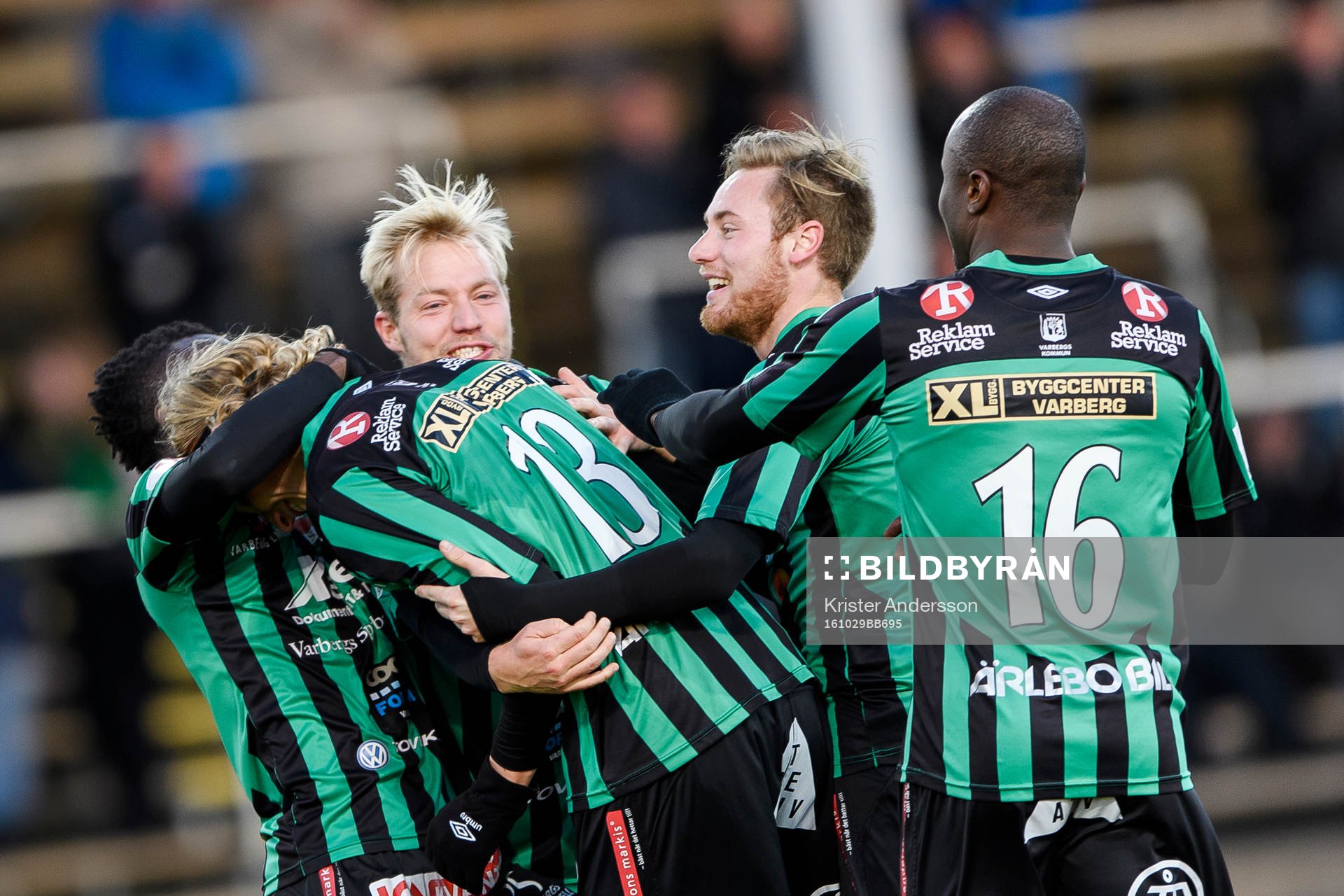 Varbergs spelare jublar