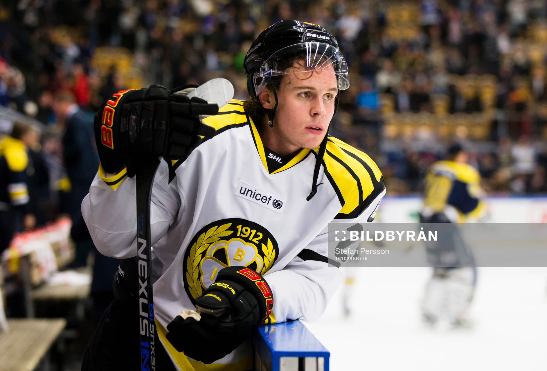 Brynäs Lucas Carlsson deppar