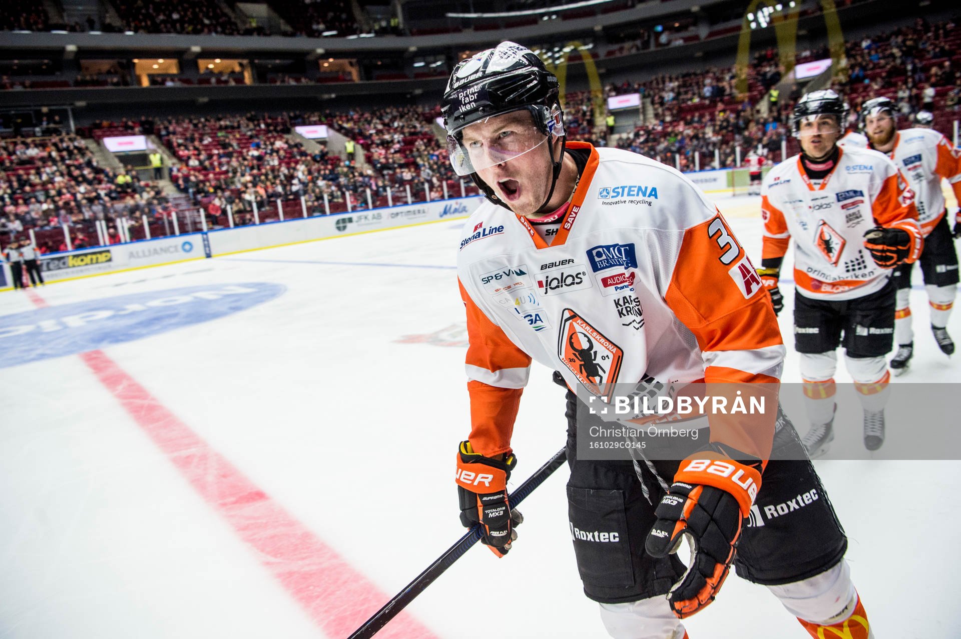 Karlskronas Marcus Paulsson jublar