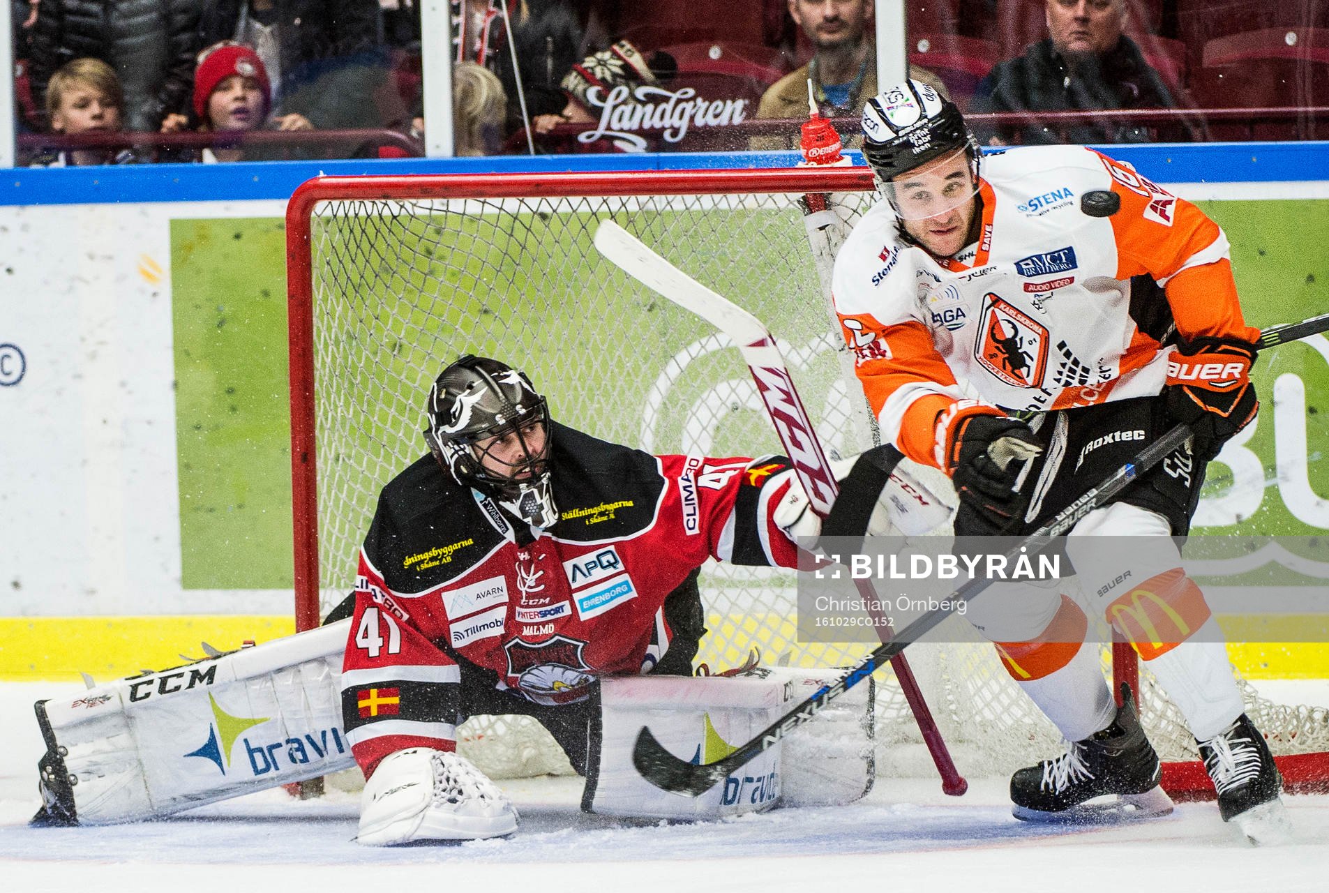 Malmö Redhawks målvakt Cristopher Nihlstorp mot