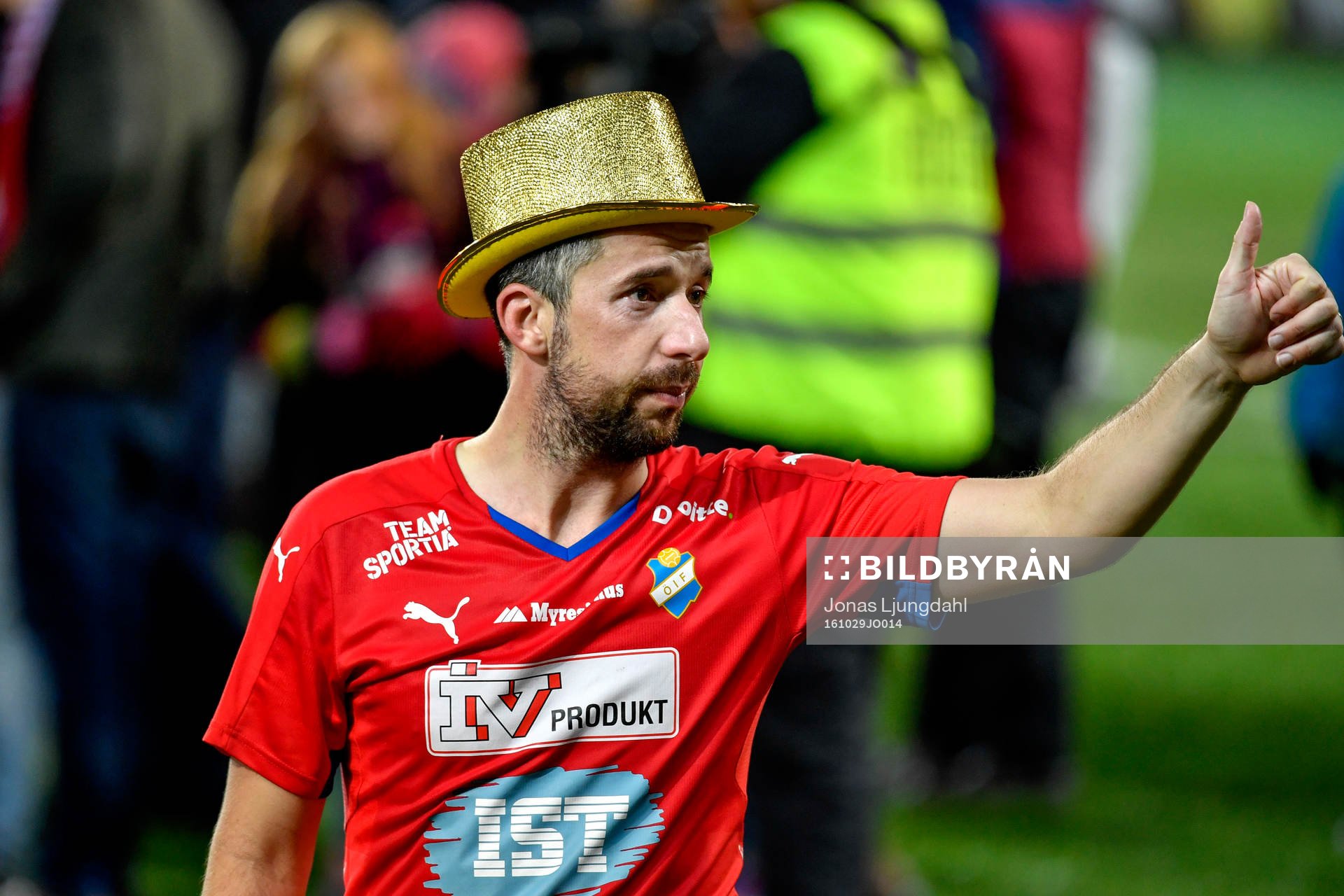 Östers Denis Velic jublar