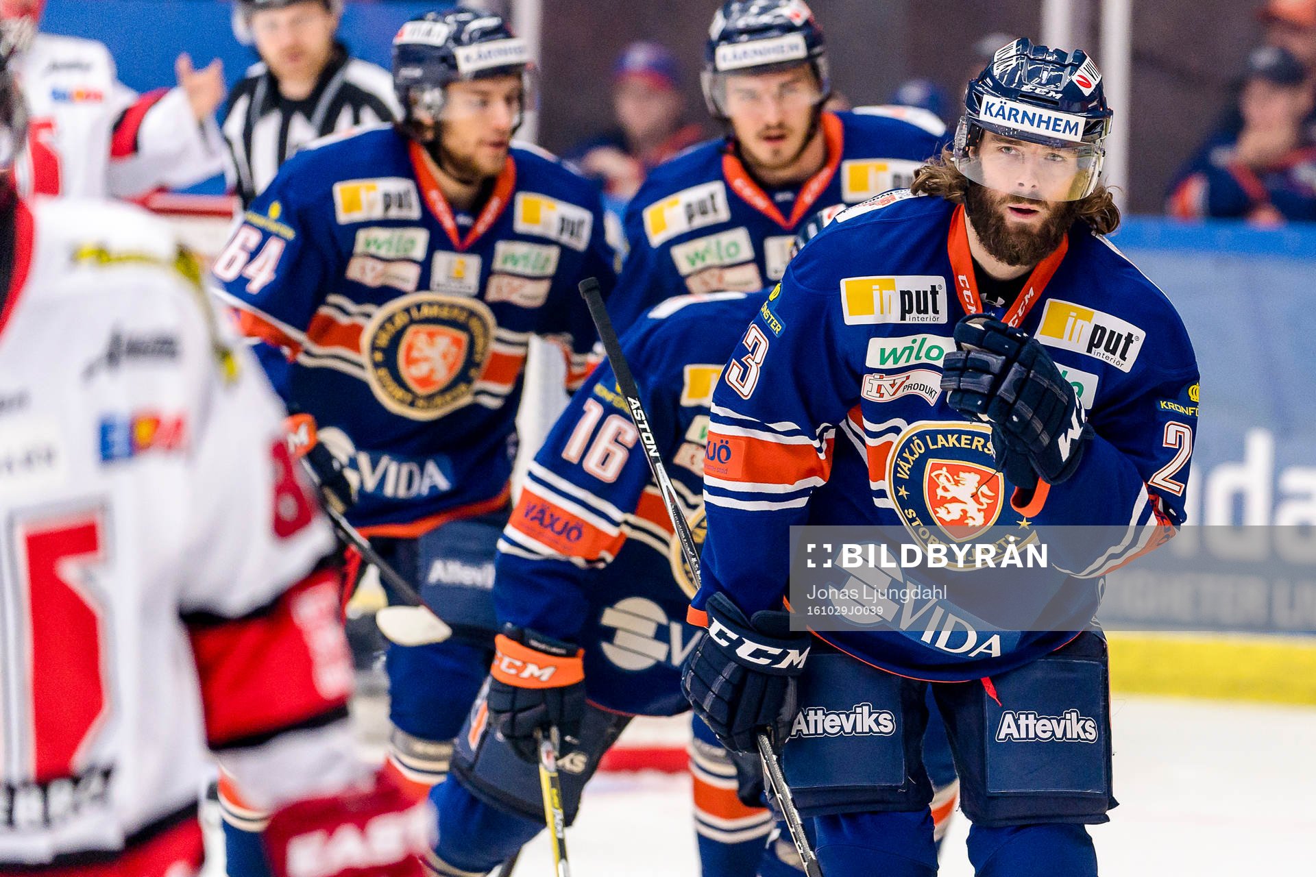 Växjös Ville Leino jublar