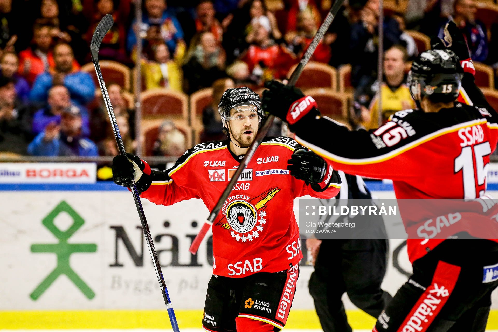 Luleås Craig Schira och Christian Jaros jublar