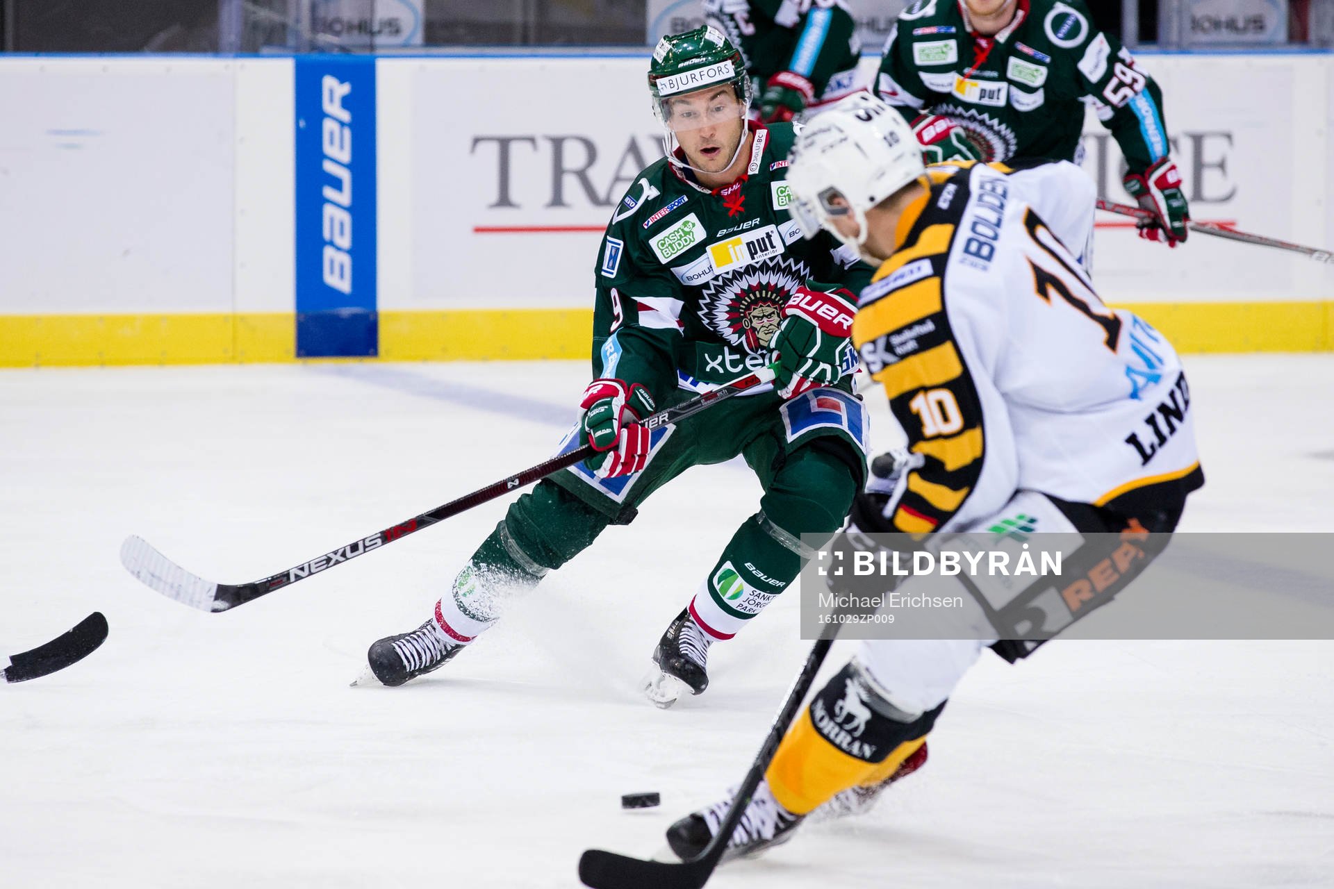 Frölundas Casey Wellman mot Skellefteås Joakim Lindström