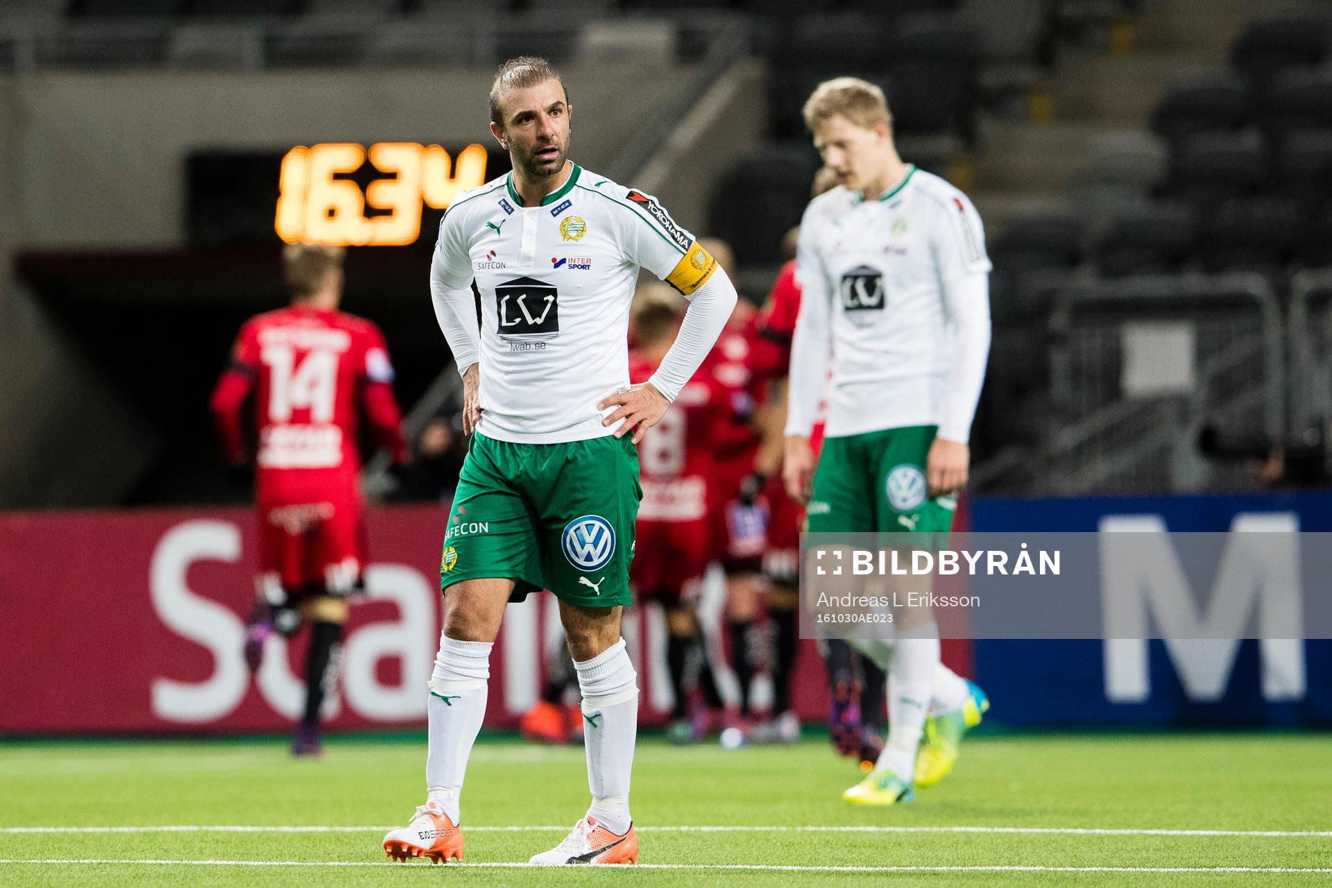 Hammarbys Kennedy Bakircioglu och Lars Saetra deppar