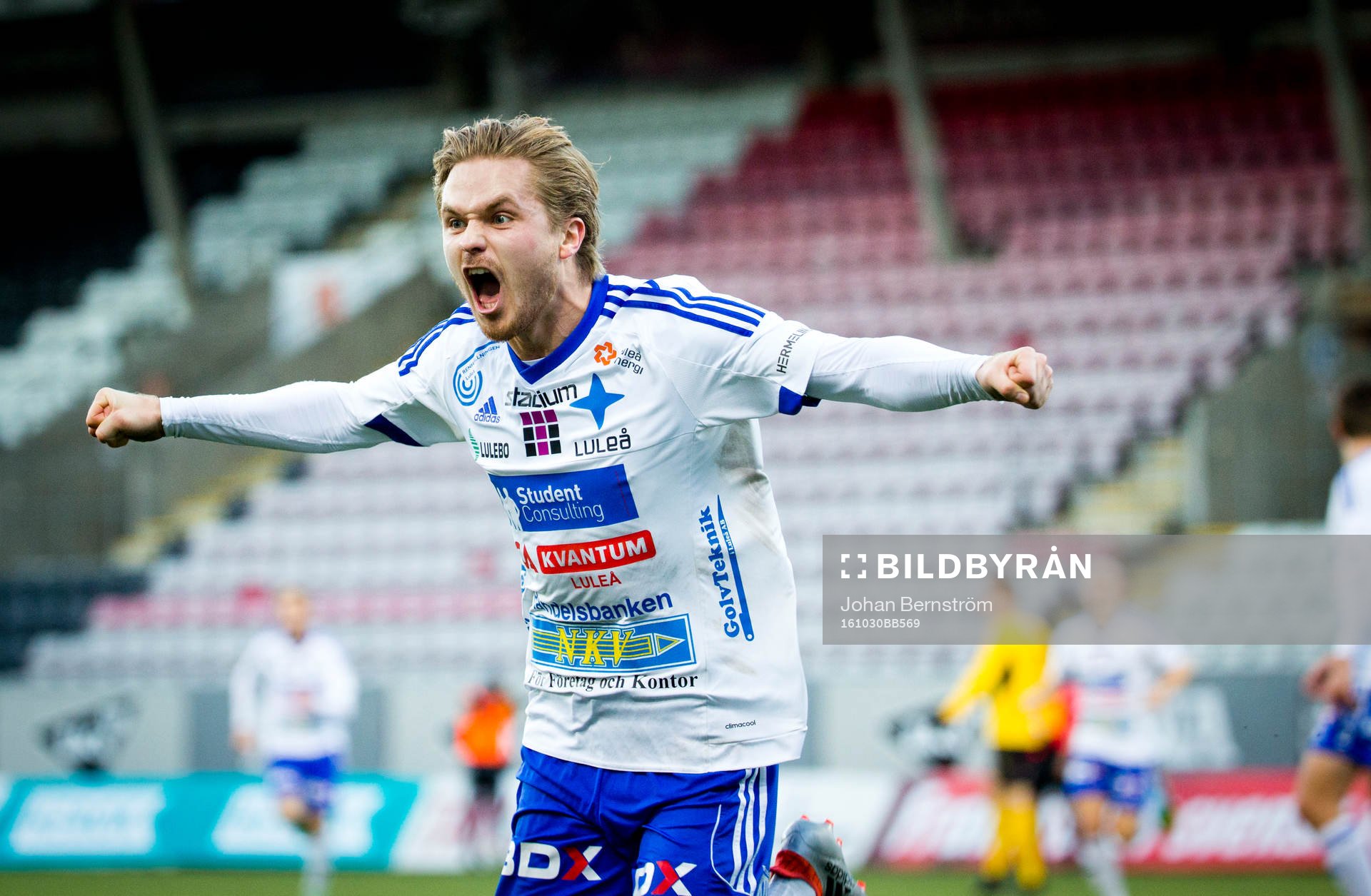 Luleås Joel Rajalakso gör 0-2 och jublar