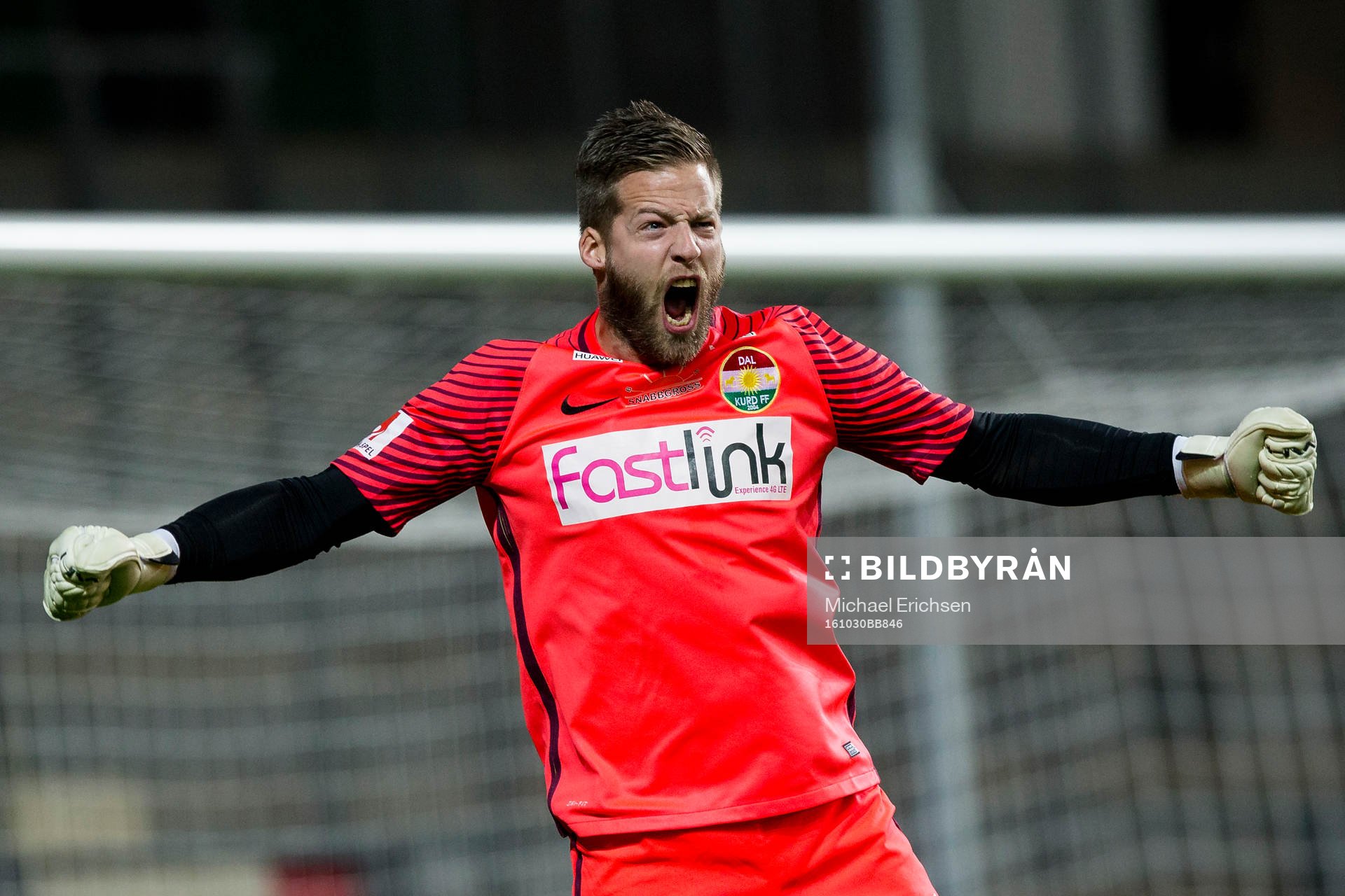 Dalkurds målvakt Frank Pettersson jublar