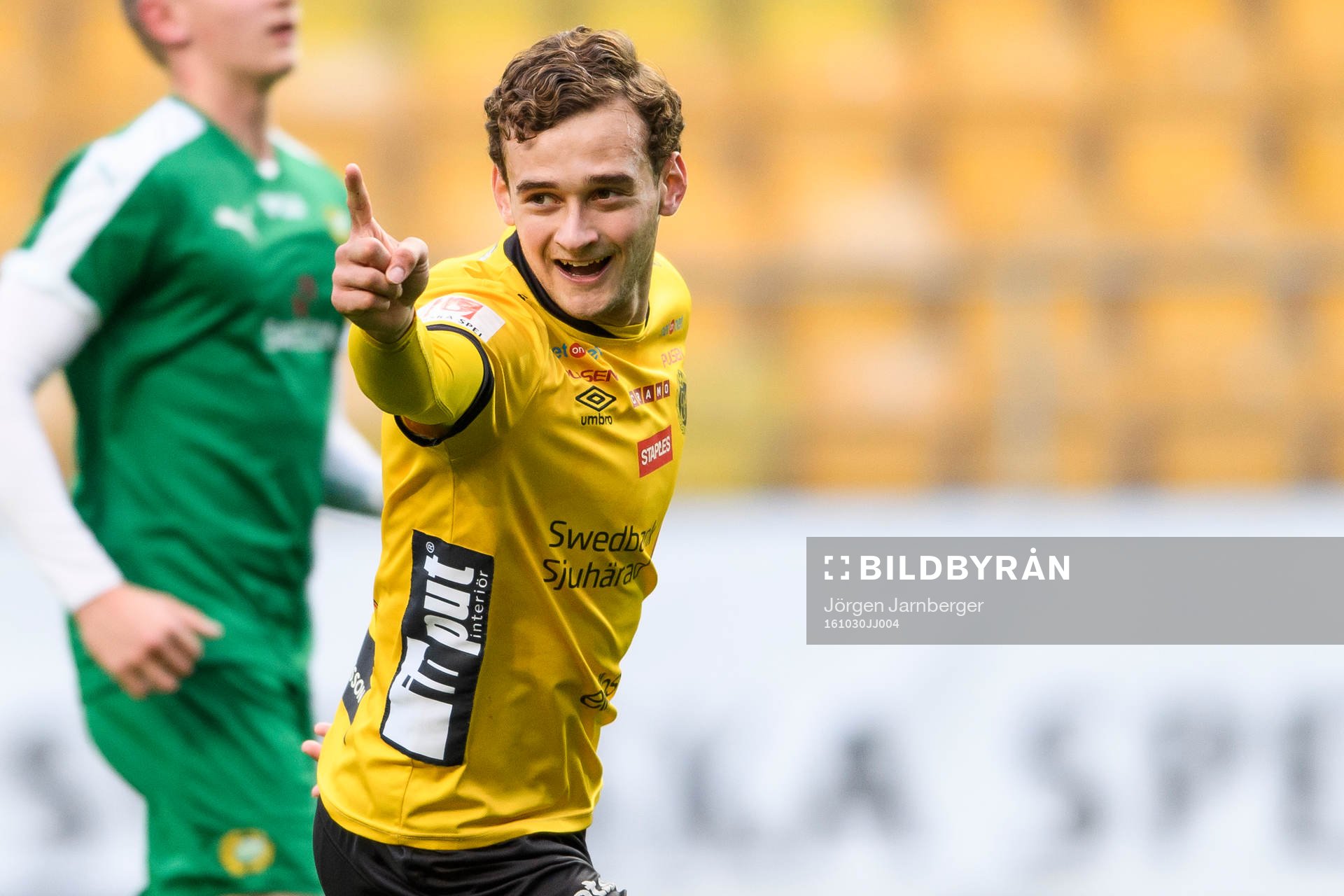 Elfsborgs Adrian Zeka jublar