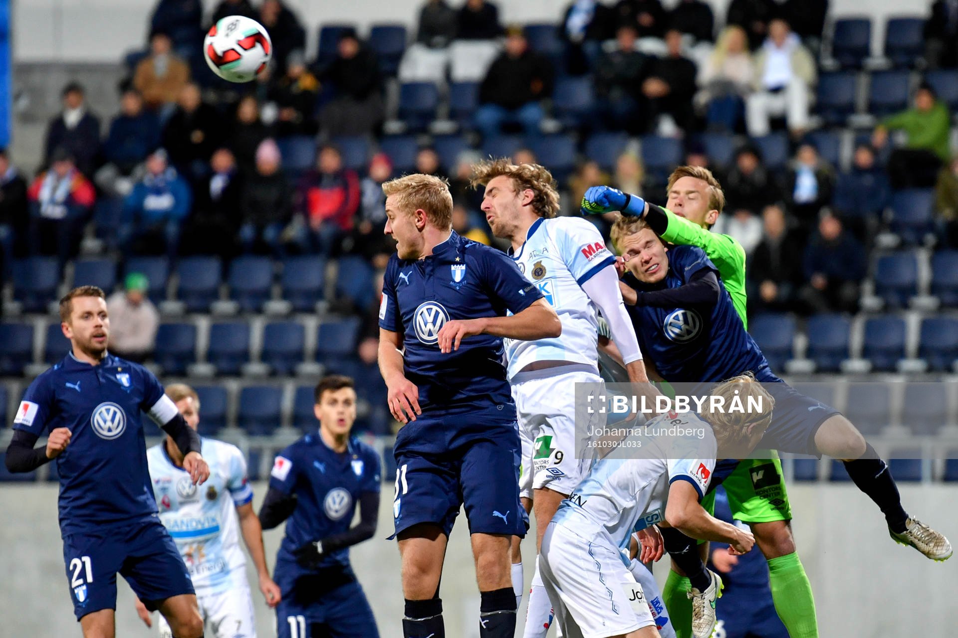 Gefles målvakt Andreas Andersson och Johan Oremo och