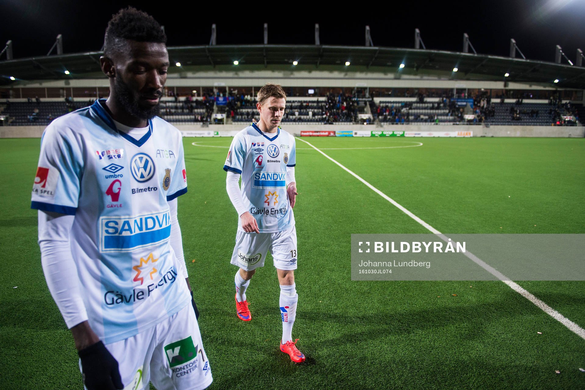 Gefles Dioh Williams och Johan Bertilsson deppar
