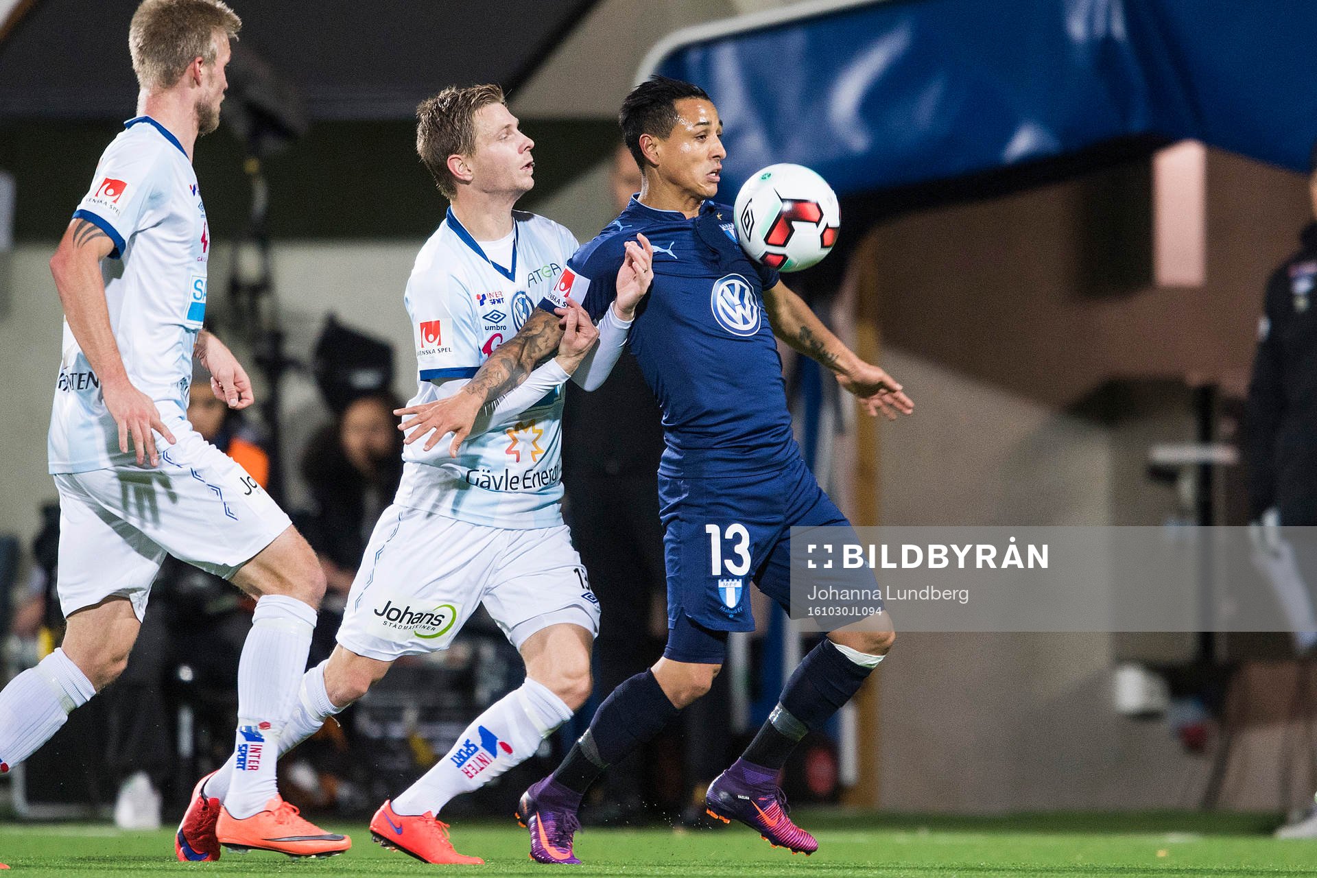 Gefles Johan Bertilsson mot Malmö FFs Yoshimar Yotún