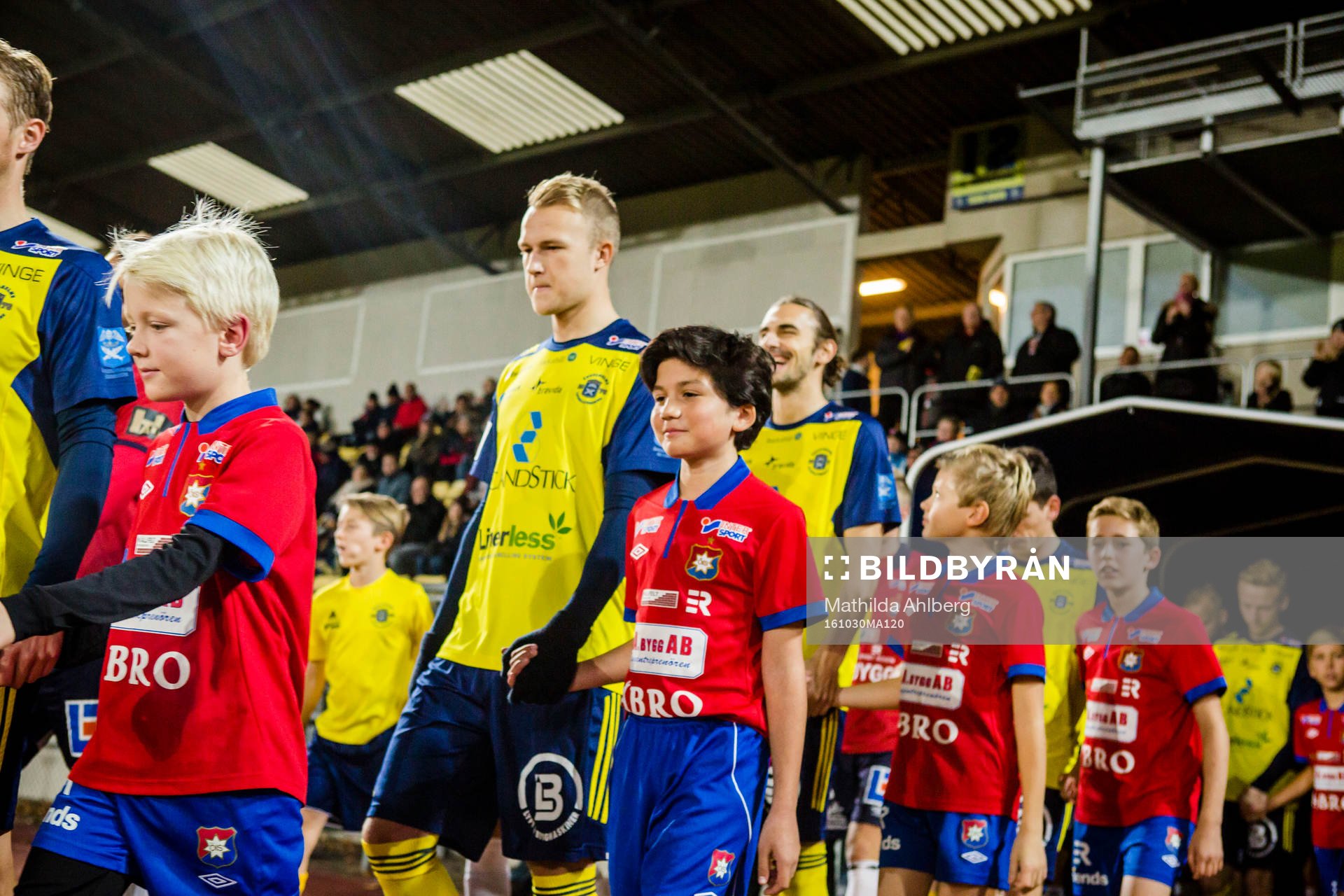 Ängelholms Christian Ljungberg på väg in för