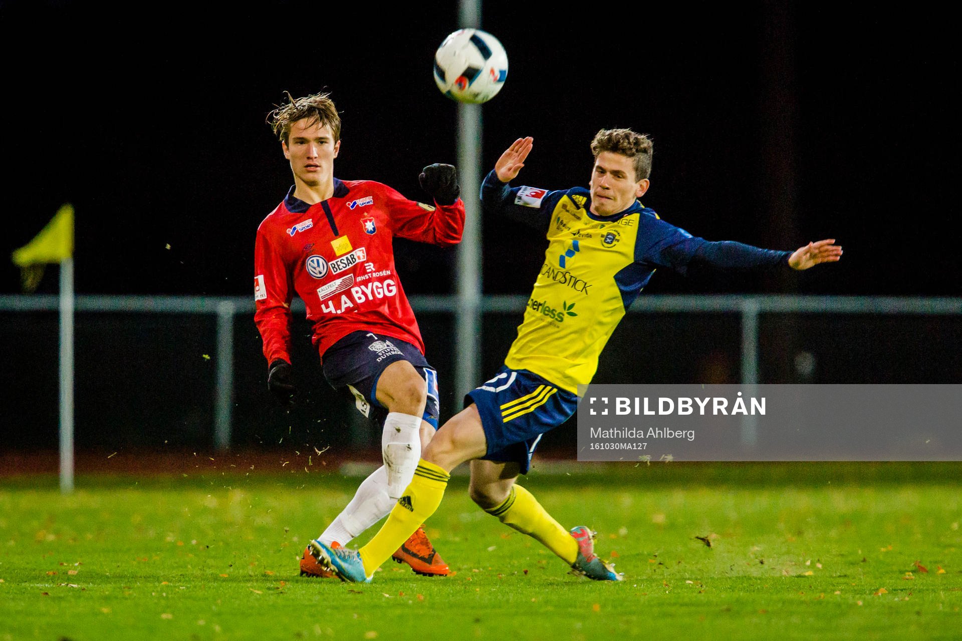Örgrytes Jakob Lindström och Ängelholms Ardian Rexhepi