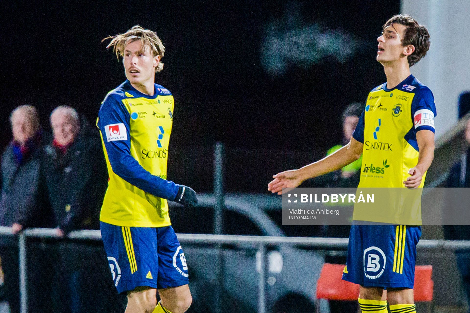 Ängelholms Marcus Bergholtz och Erik Johansson deppar