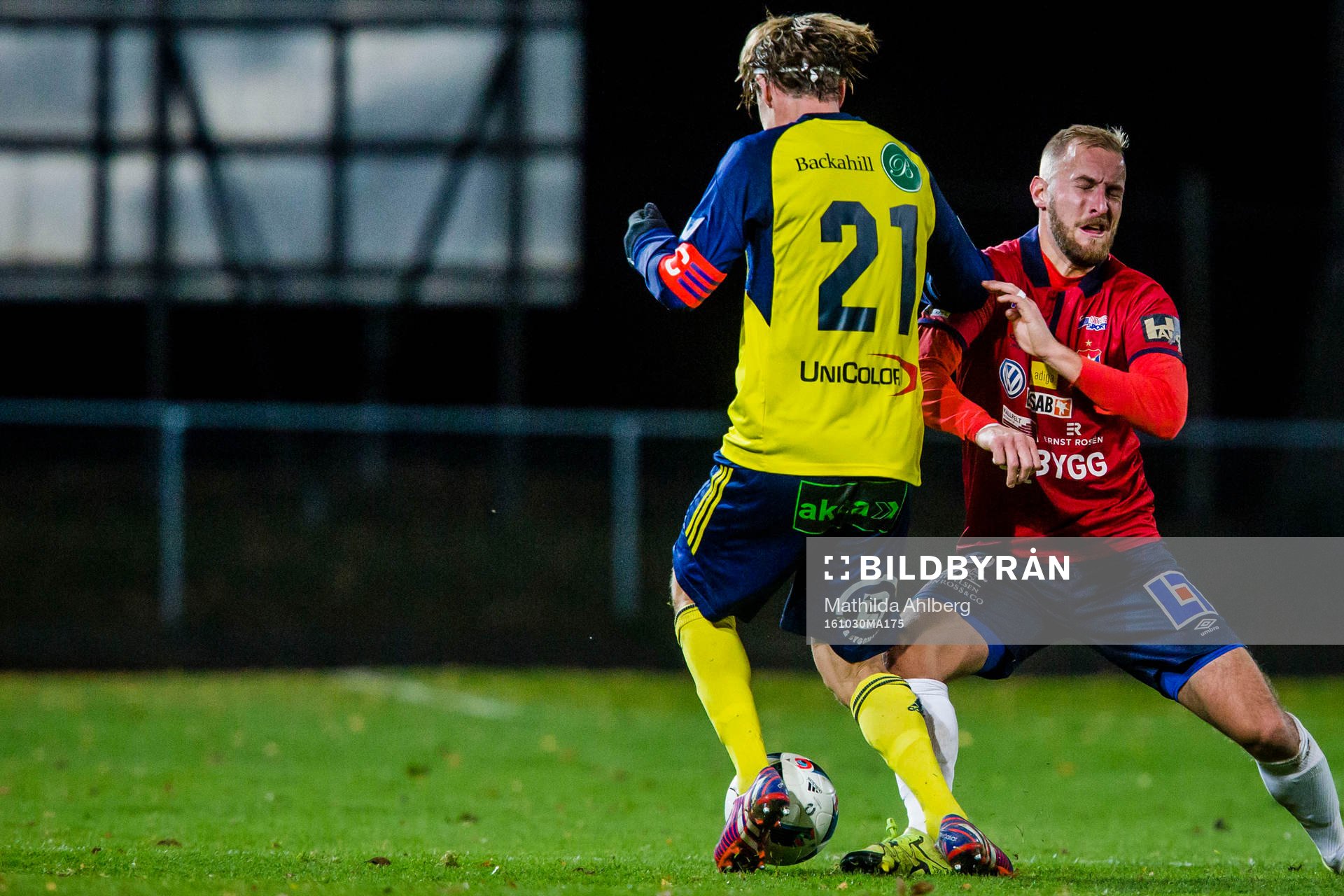 Ängelholms Marcus Bergholtz och Örgrytes Niklas Klingberg