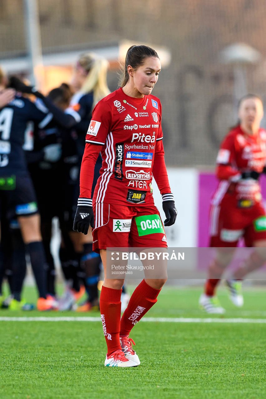 Piteås Felicia Karlsson deppar