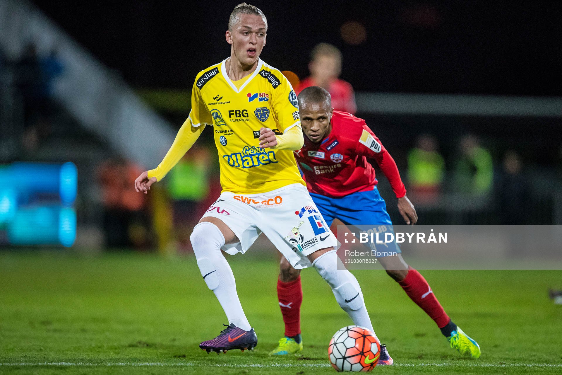 Falkenbergs Jesper Karlsson och Helsingborgs Bradley Ralani