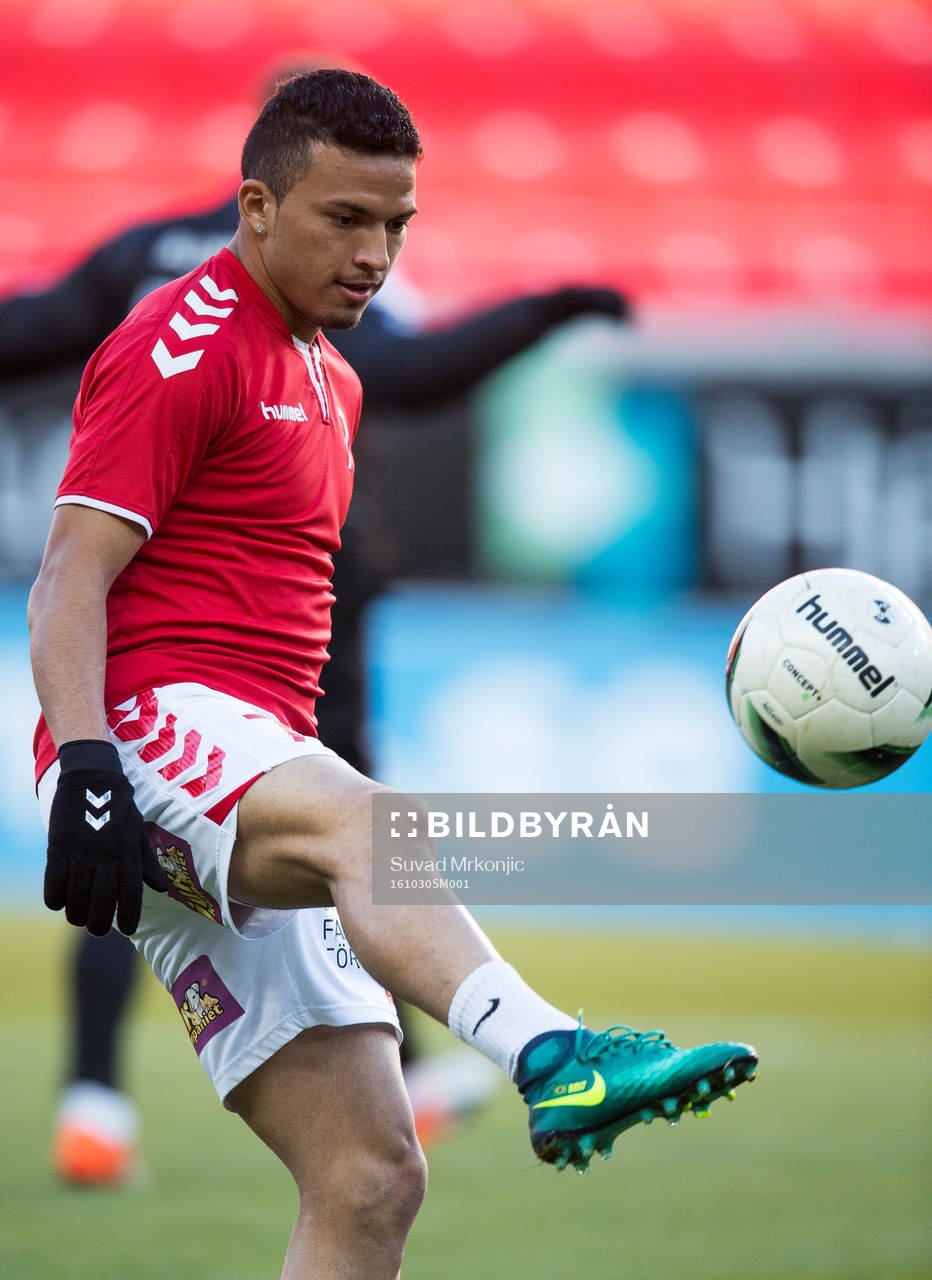 Kalmars Ismael Silva Lima värmer upp