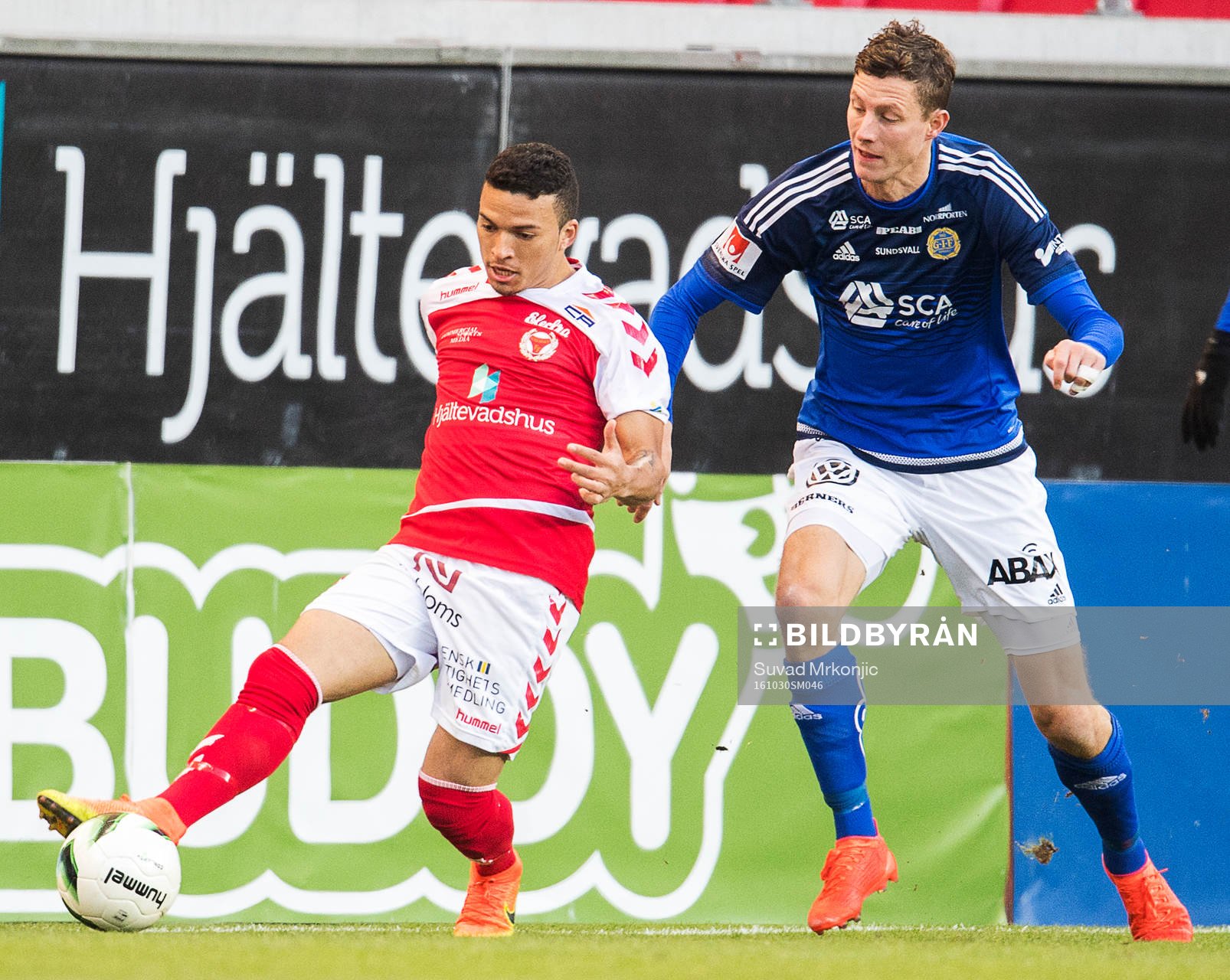 Kalmars Ismael Silva Lima och Sundsvalls Johan Eklund