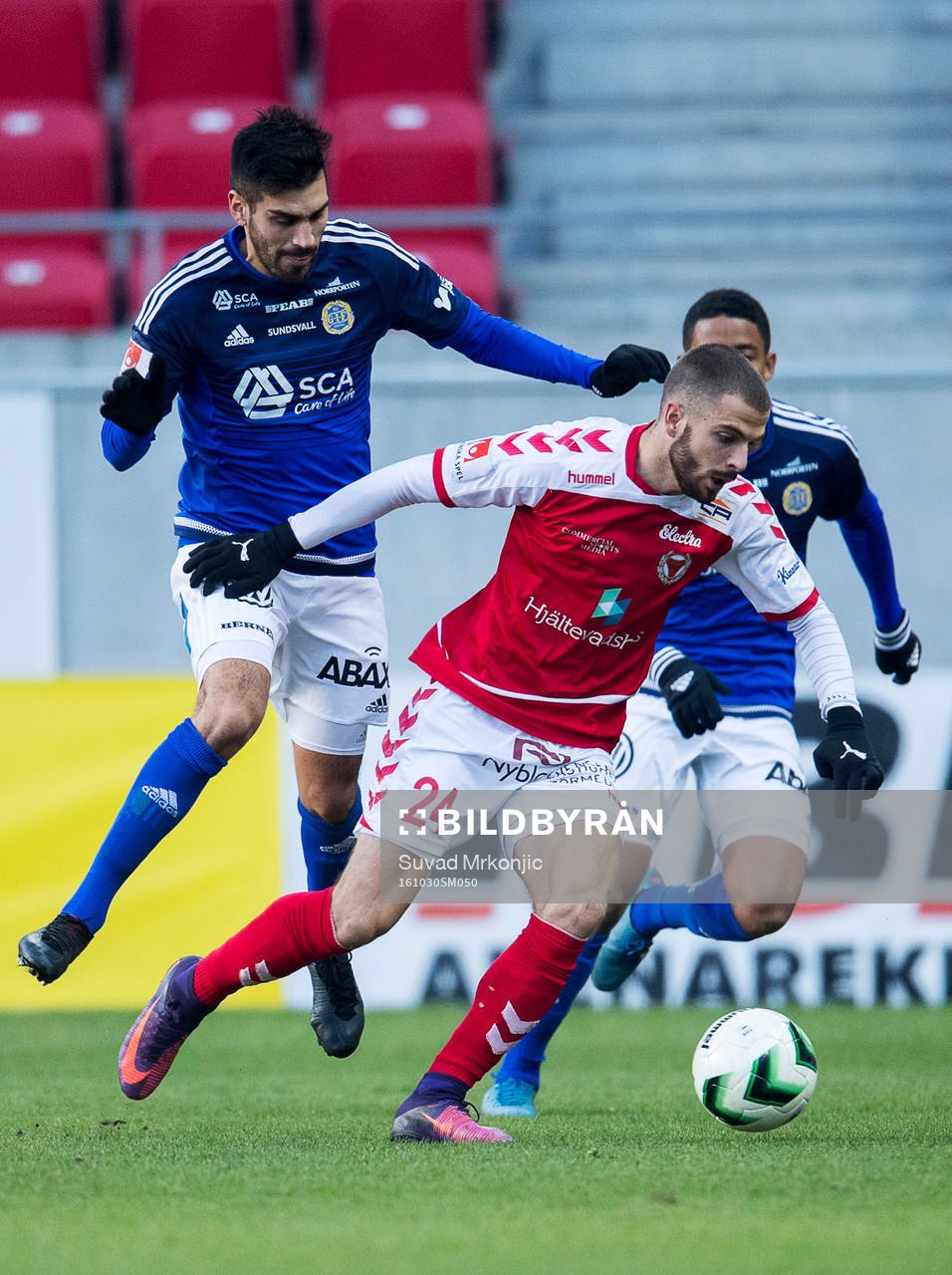 Kalmars Filip Sachpekidis och Sundsvalls Stefan Silva