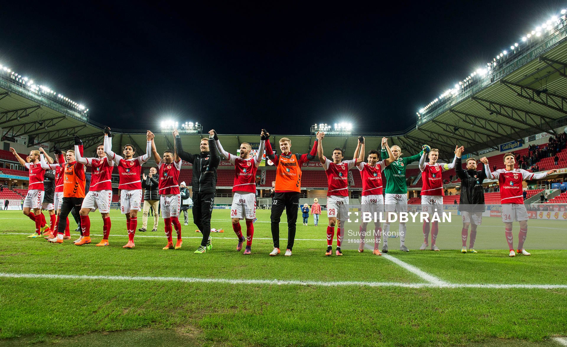 Kalmarspelarna jublar