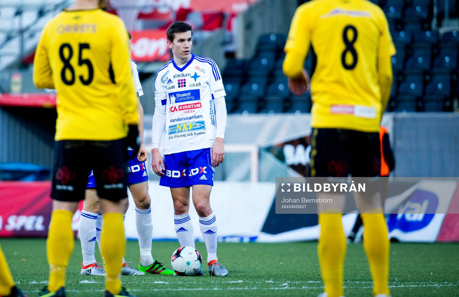 Luleås Anton Andersson i ett bra frisparksläge