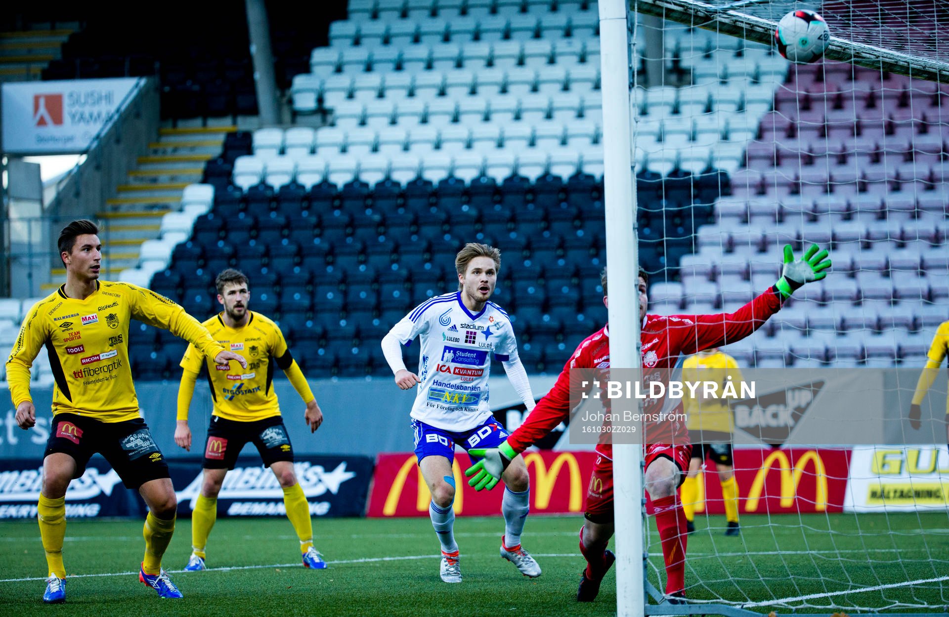 Luleås Joel Rajalakso gör 0-2