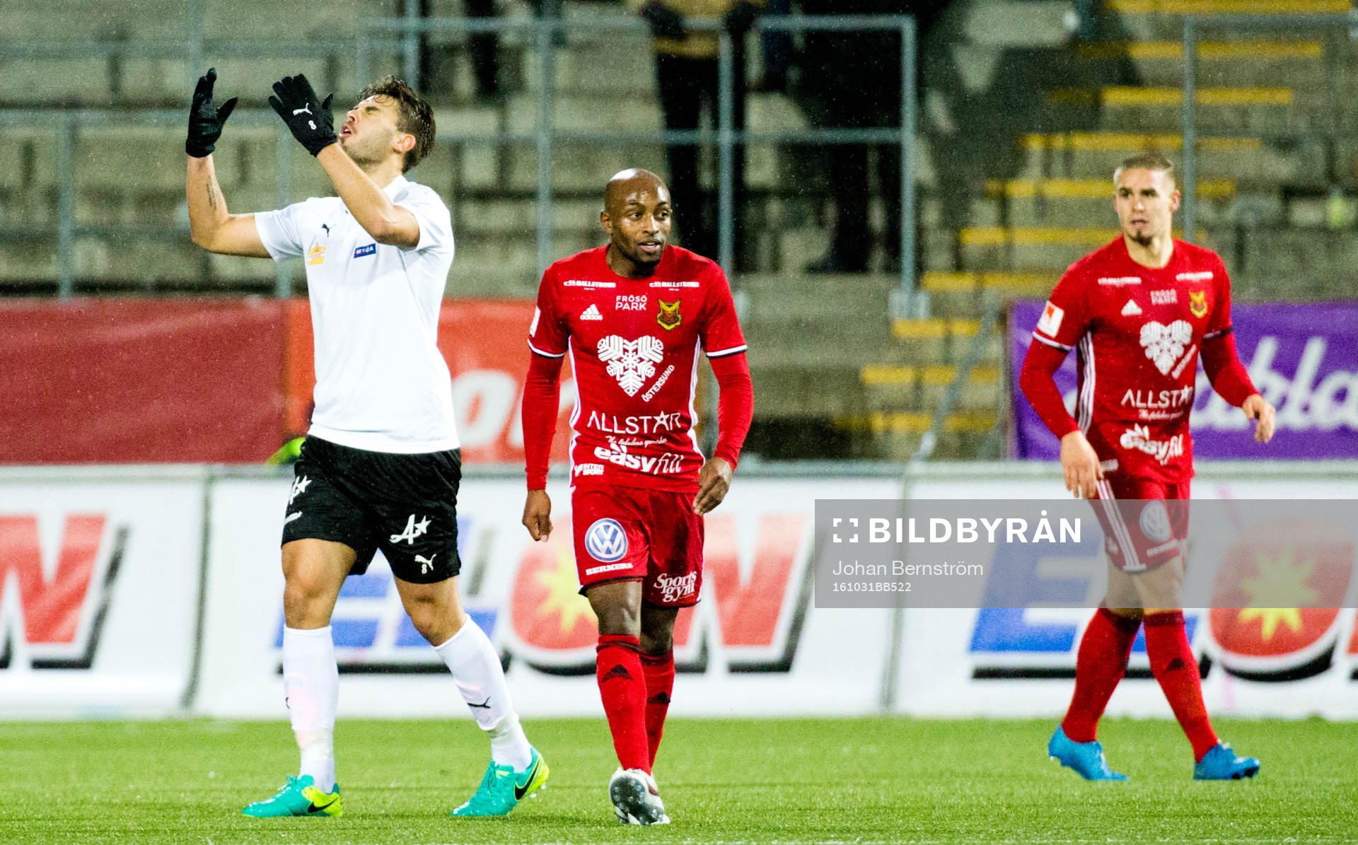 Örebros Astrit Ajdarevic deppar