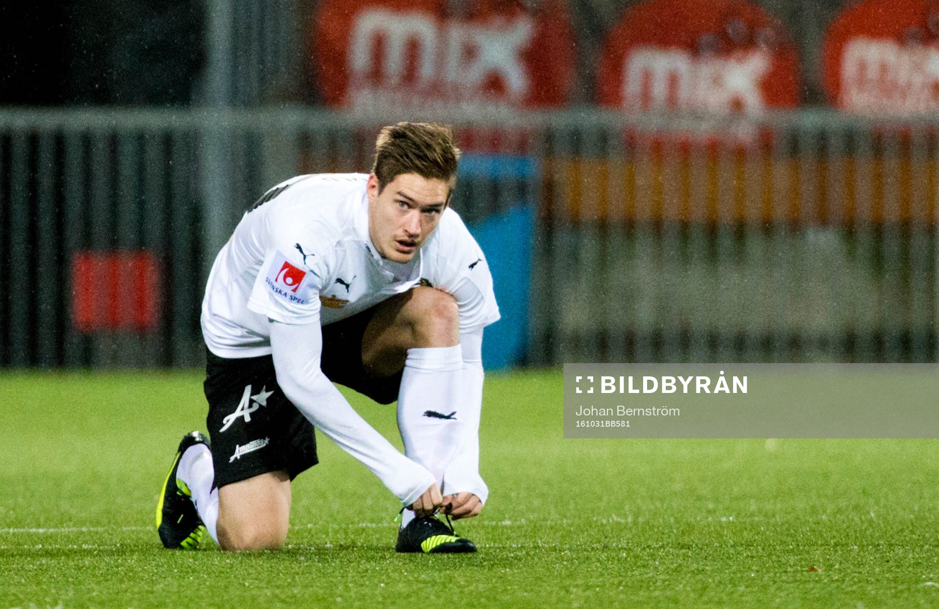 Örebros Victor Sköld deppar