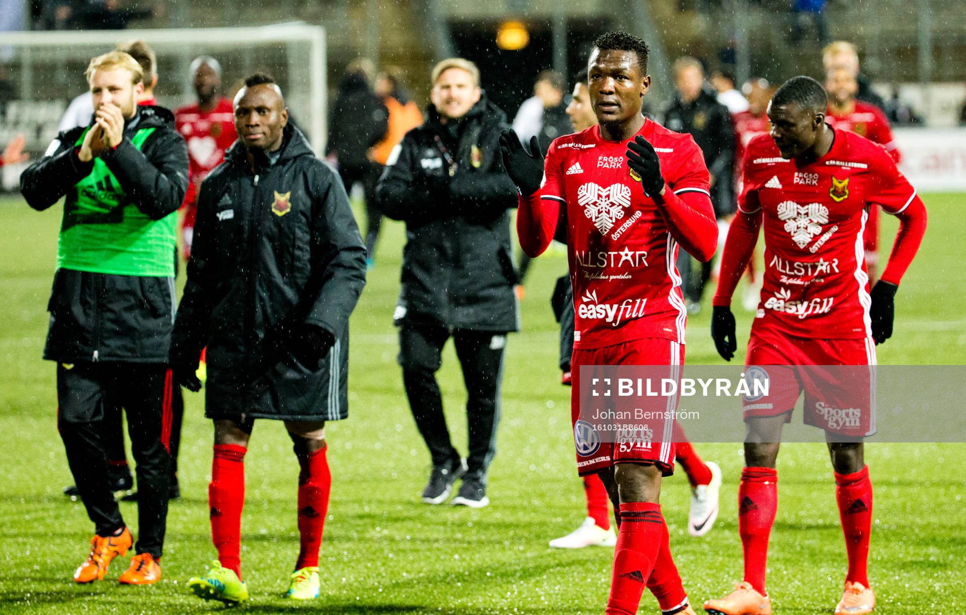 Jubel hos Östersundsspelarna