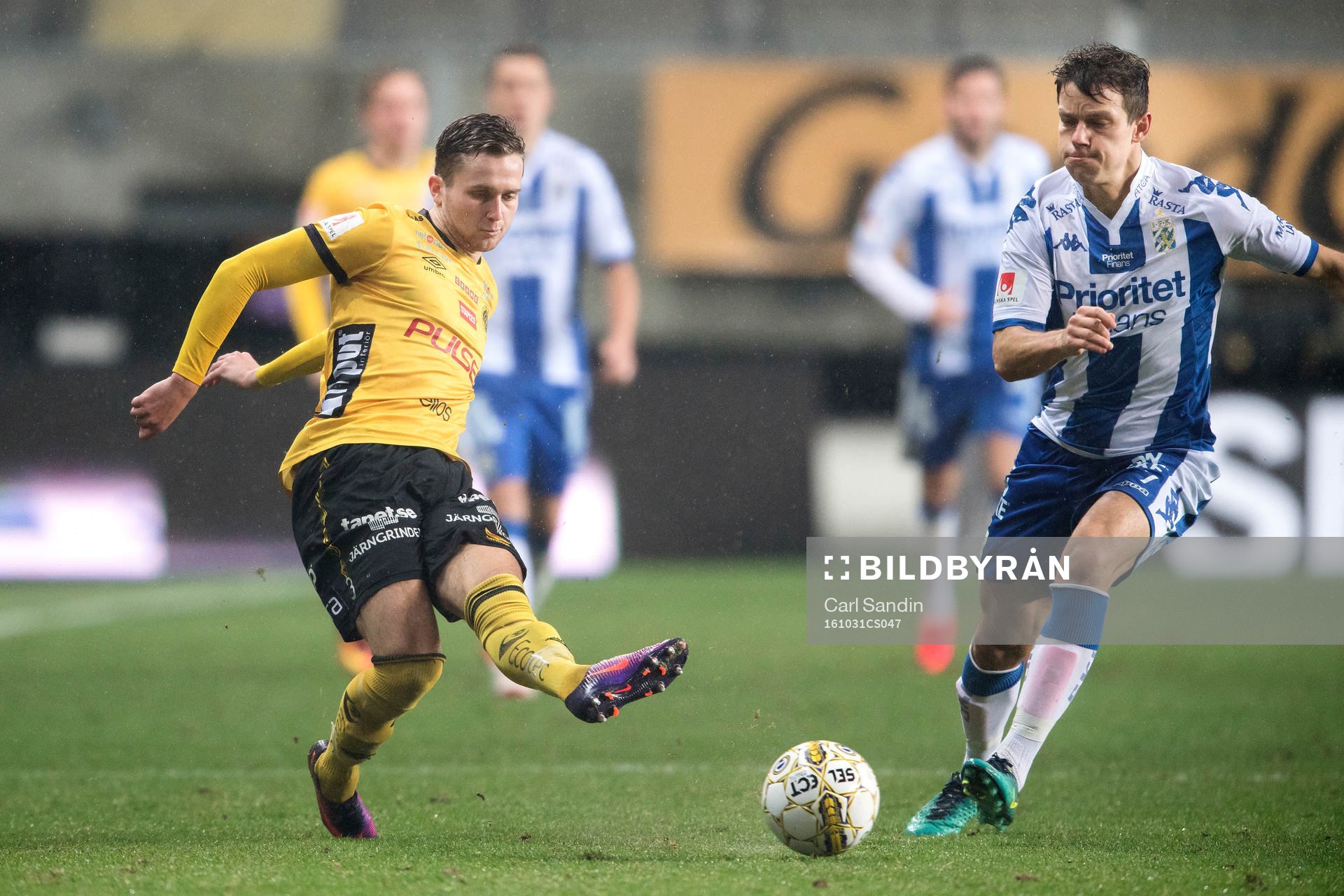 Elfsborgs Adam Lundqvist och IFK Göteborgs Mads Albaek