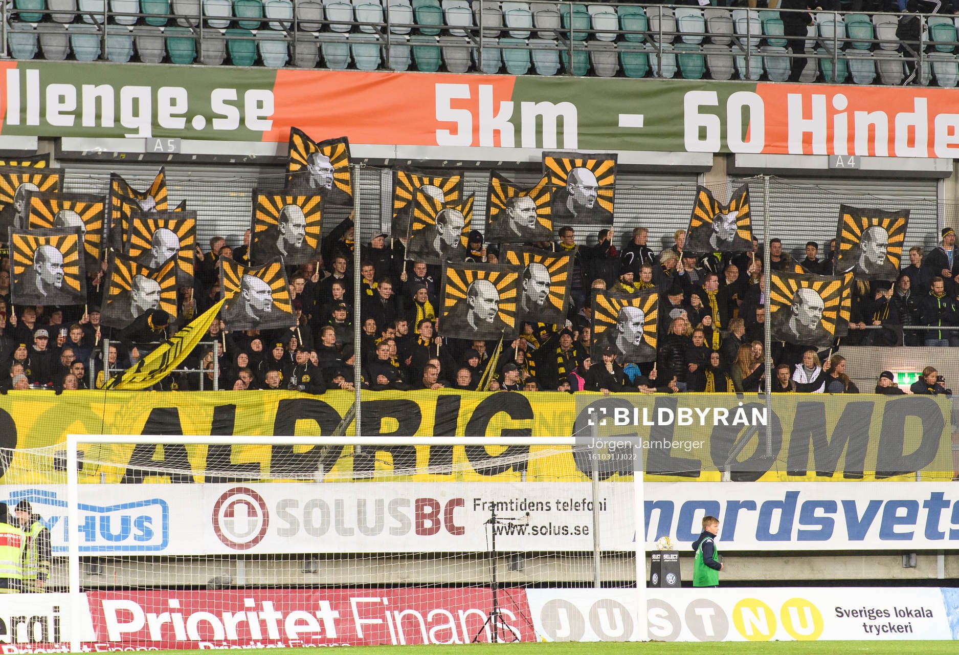 Elfsborgs supportrar hyllar Klas Ingesson