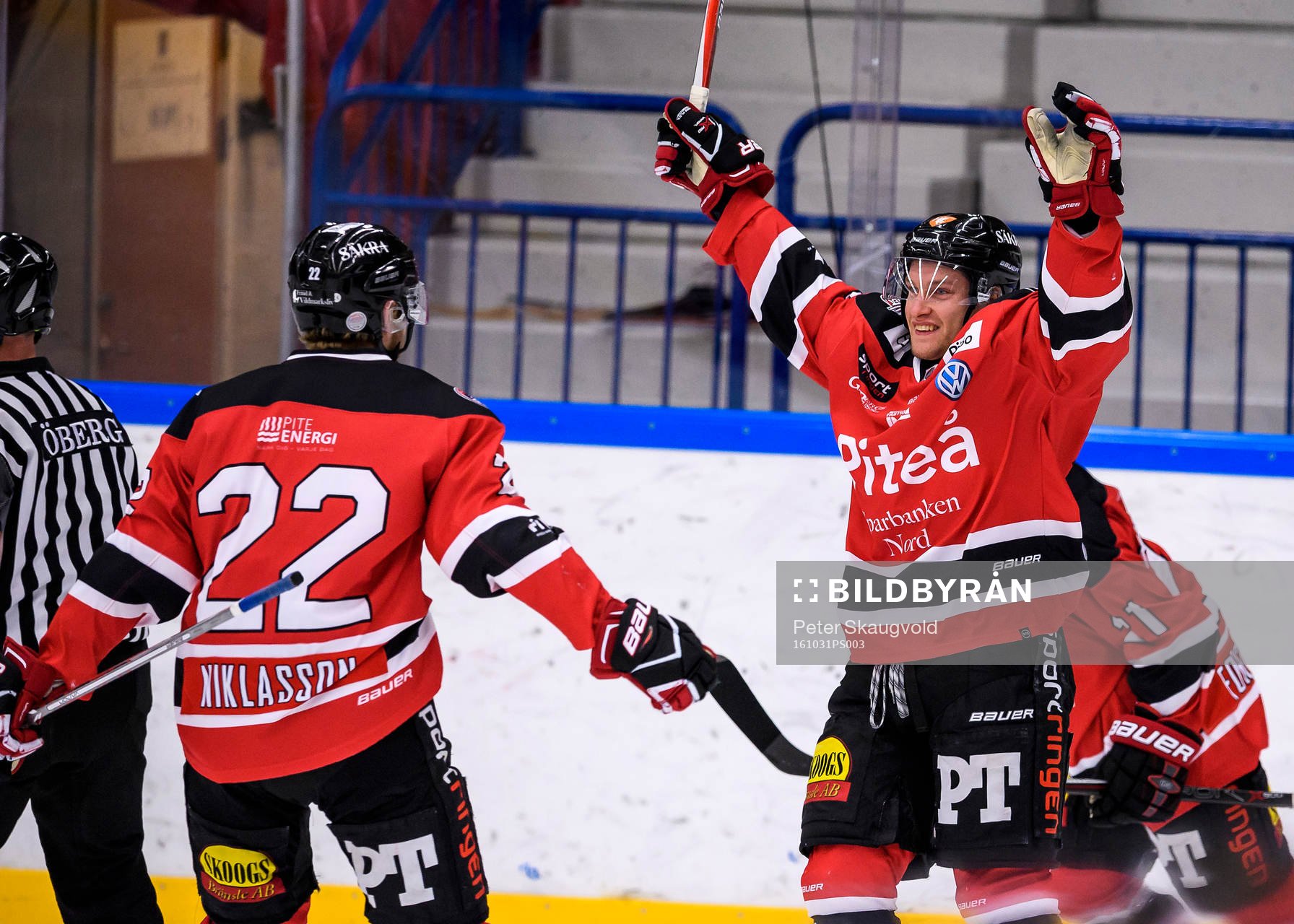 Piteås David Pettersson (h) jublar