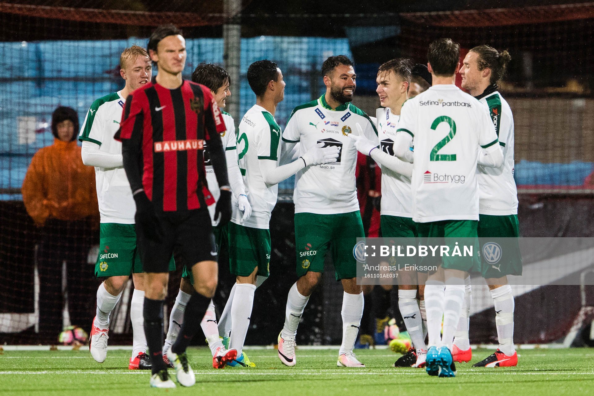 Hammarbys Imad Khalili (m) jublar