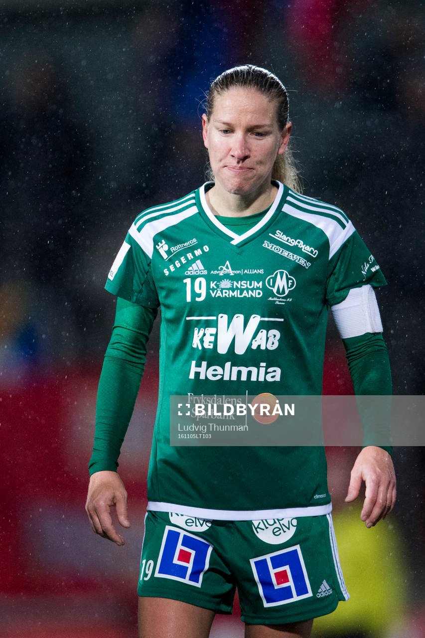 Mallbackens Frida Broström deppar