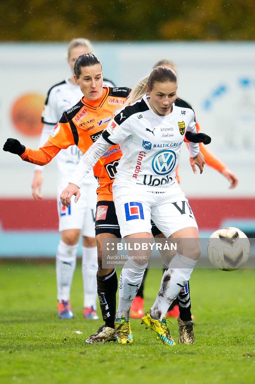 Kristianstads Johanna Rasmussen trycker Umeås Selina